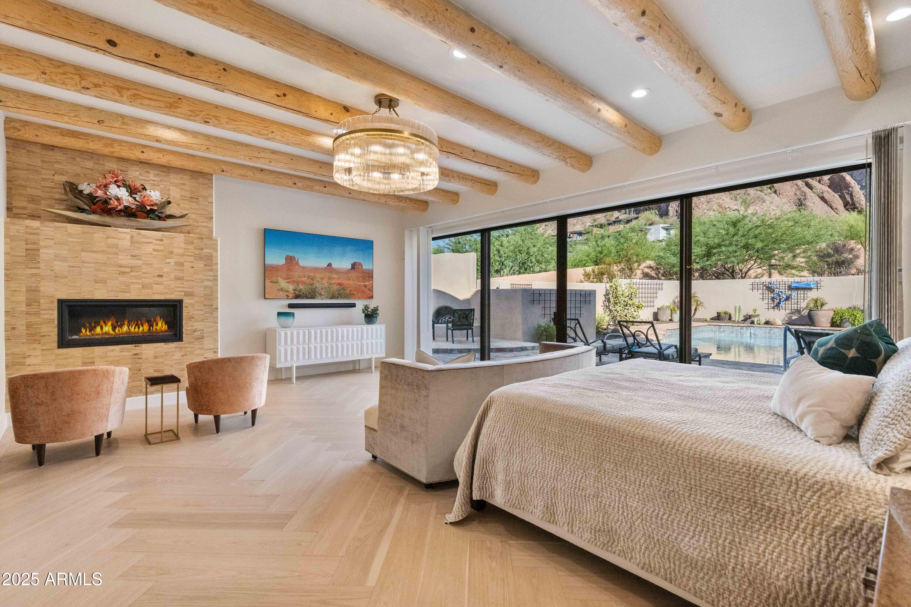 ECHO CANYON - Residential