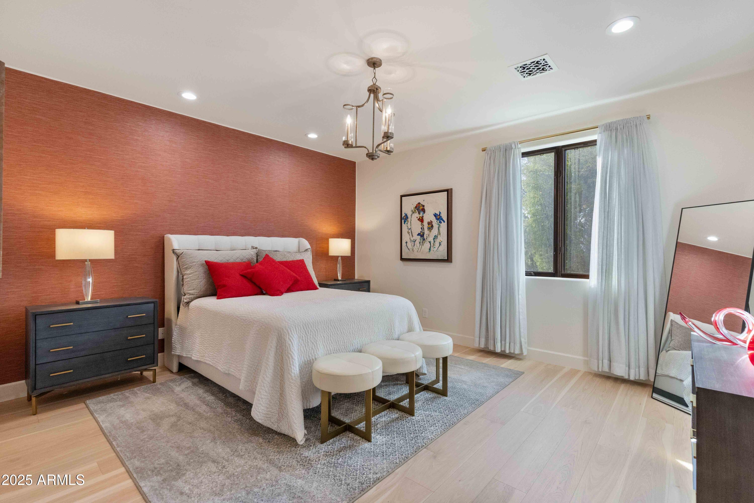ECHO CANYON - Residential
