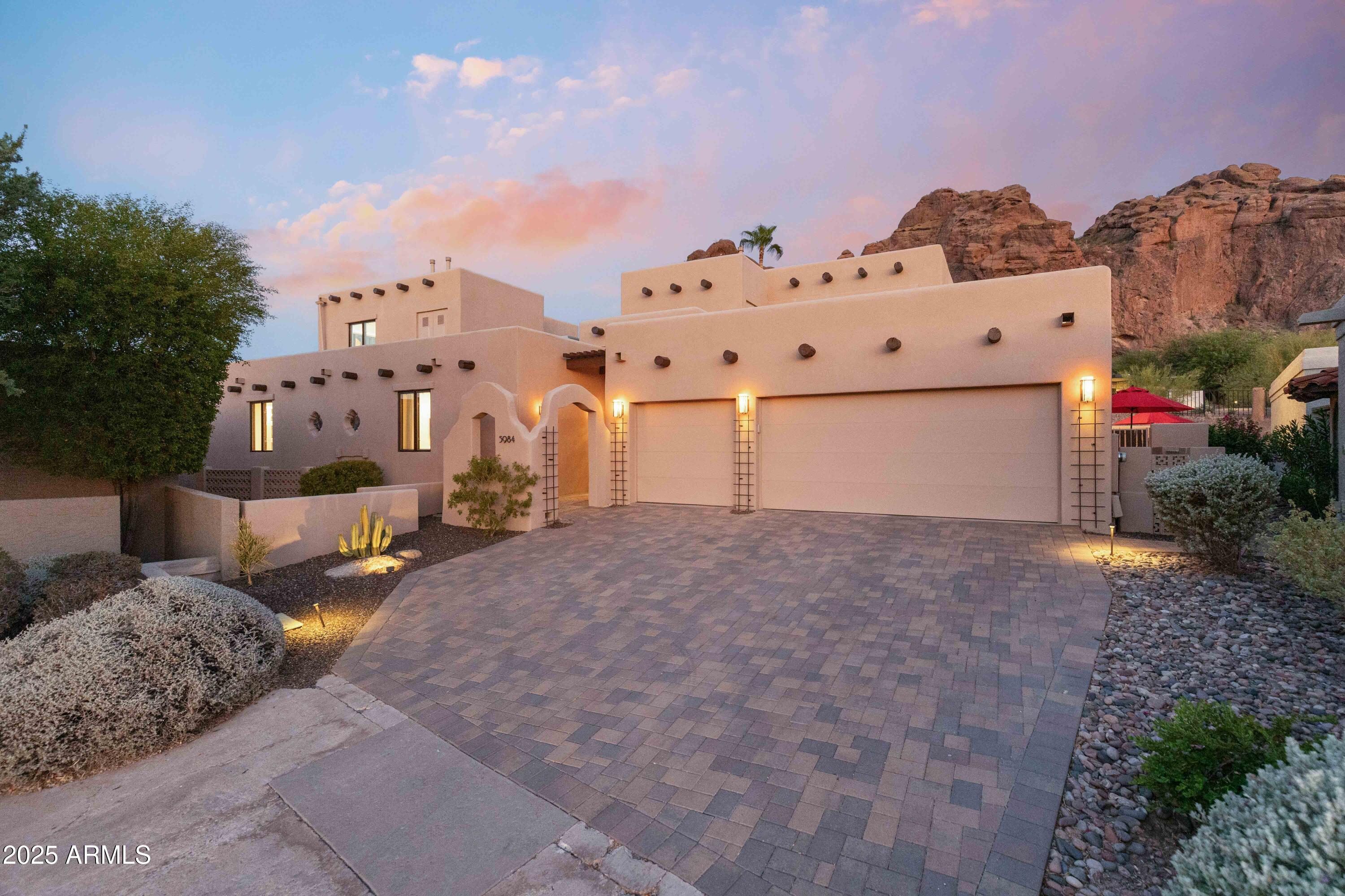 ECHO CANYON - Residential