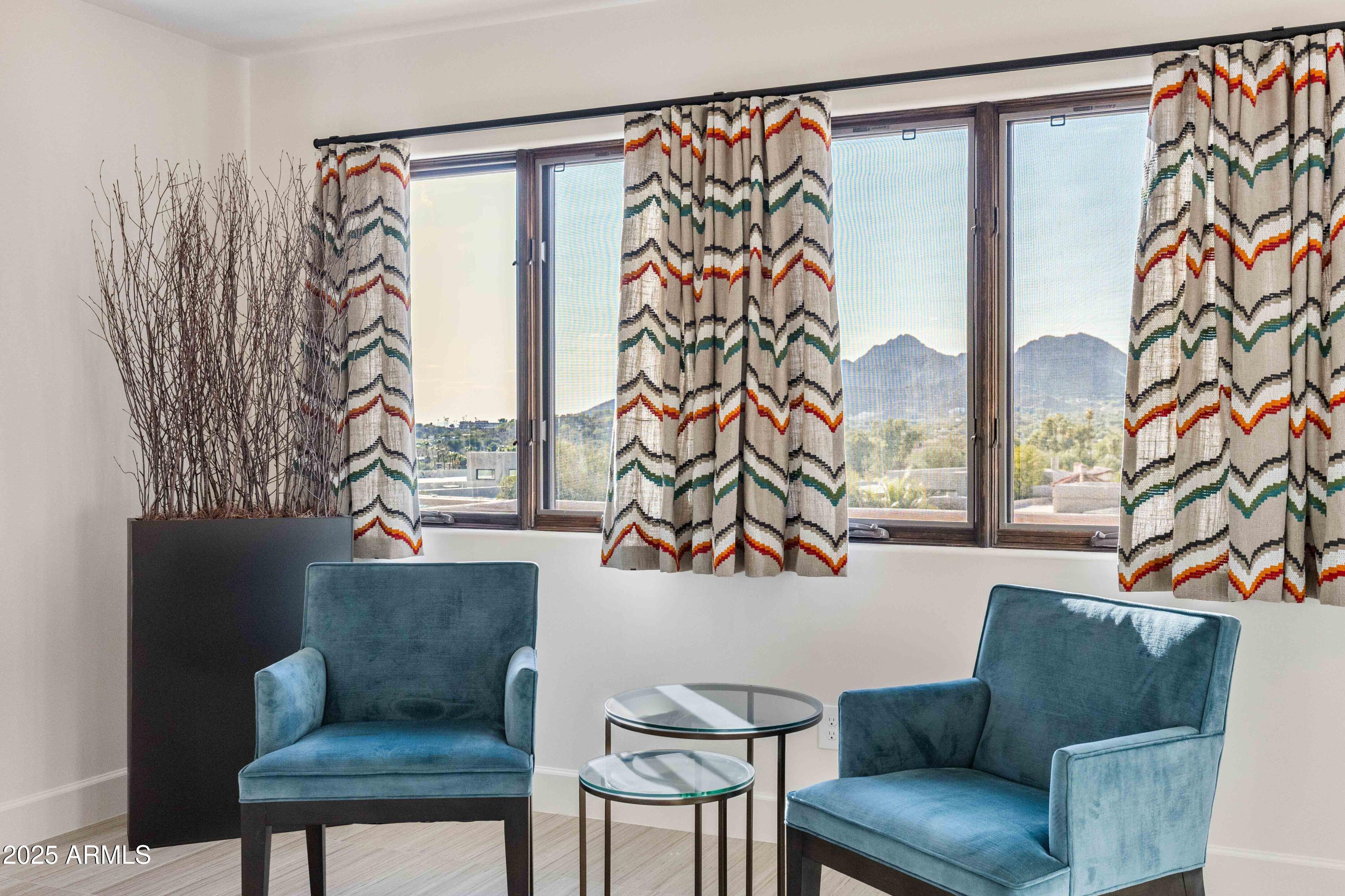 ECHO CANYON - Residential