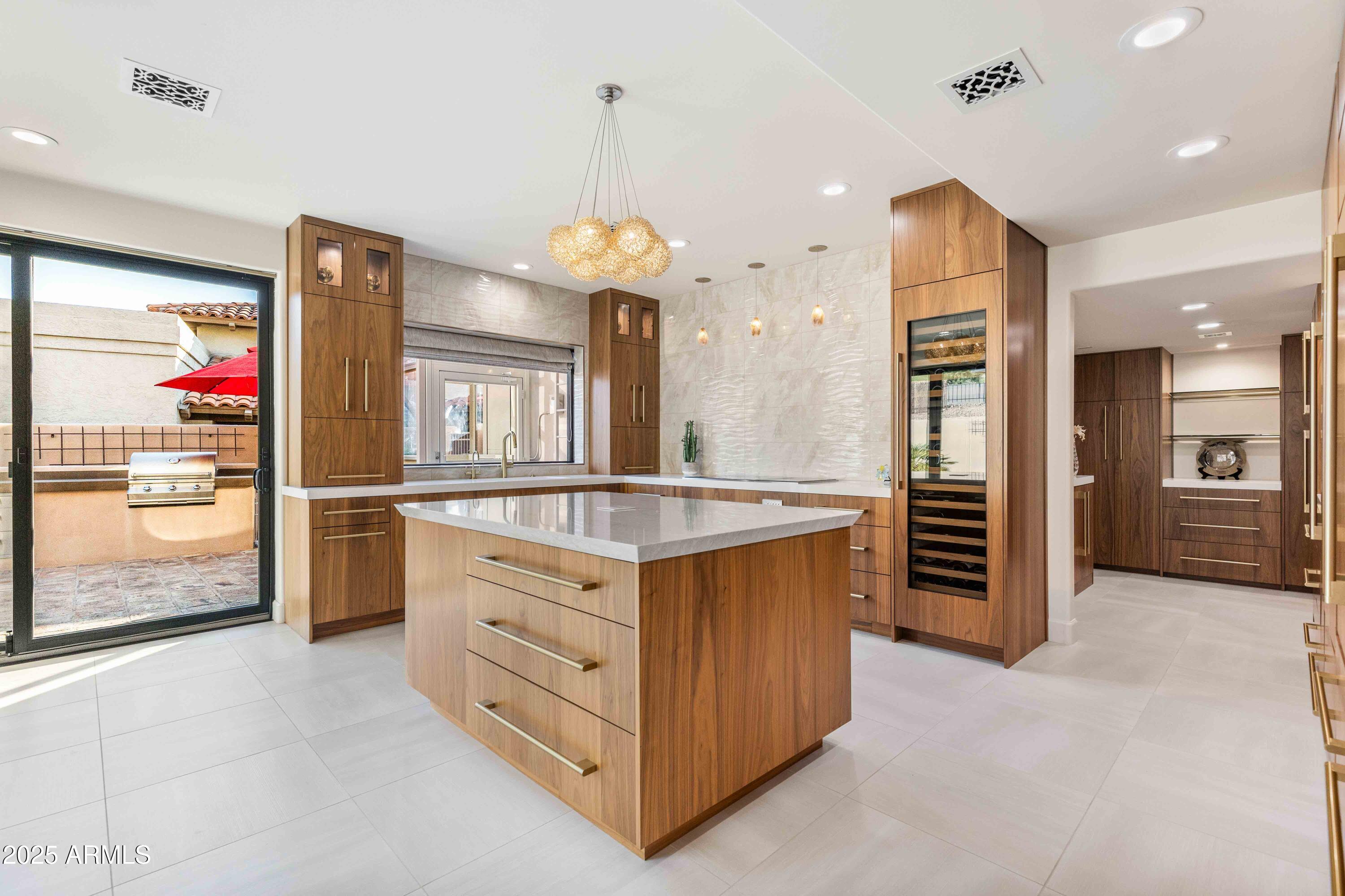 ECHO CANYON - Residential