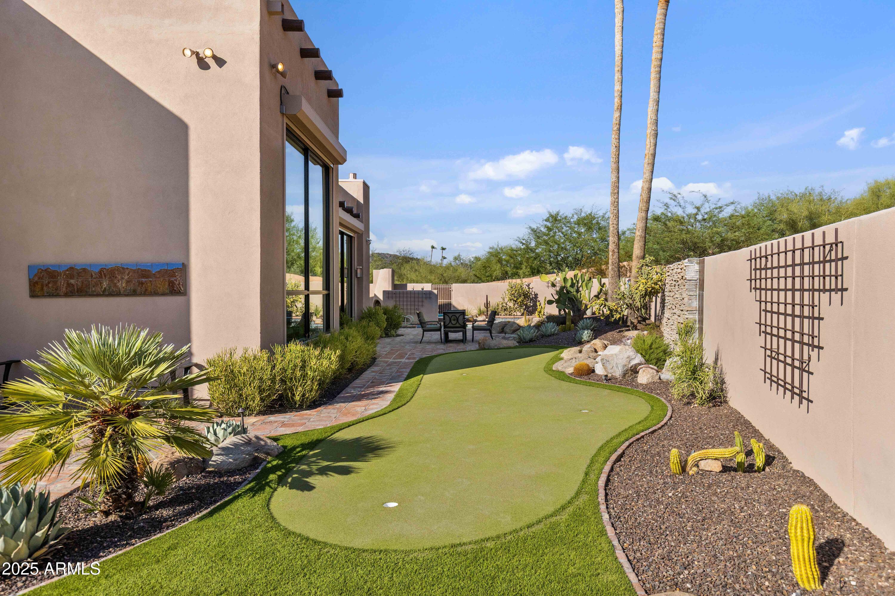 ECHO CANYON - Residential