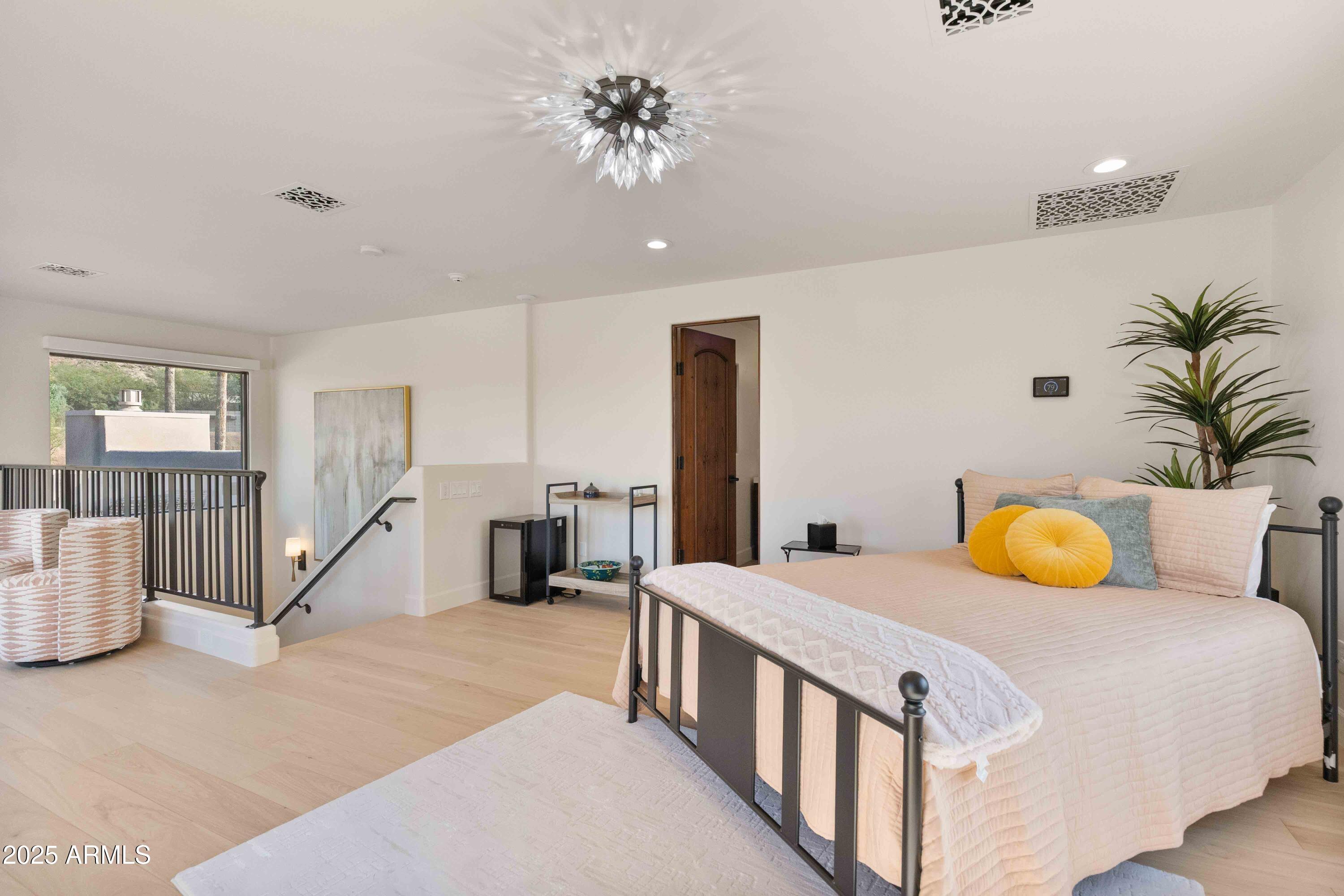 ECHO CANYON - Residential