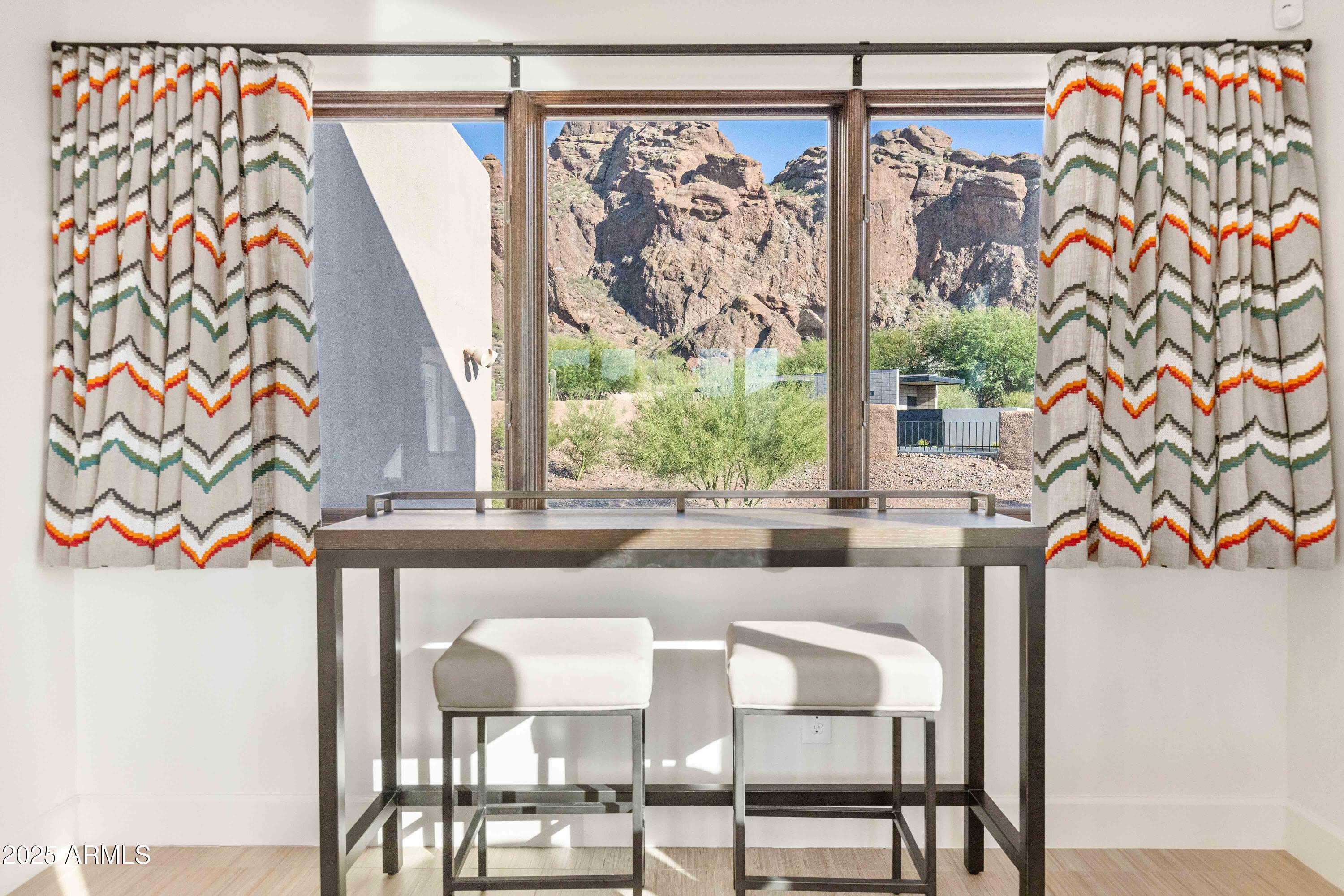 ECHO CANYON - Residential
