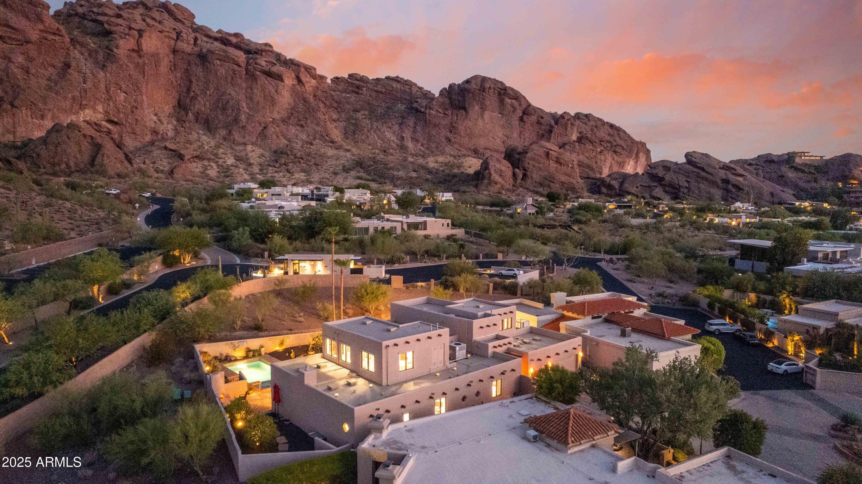 ECHO CANYON - Residential