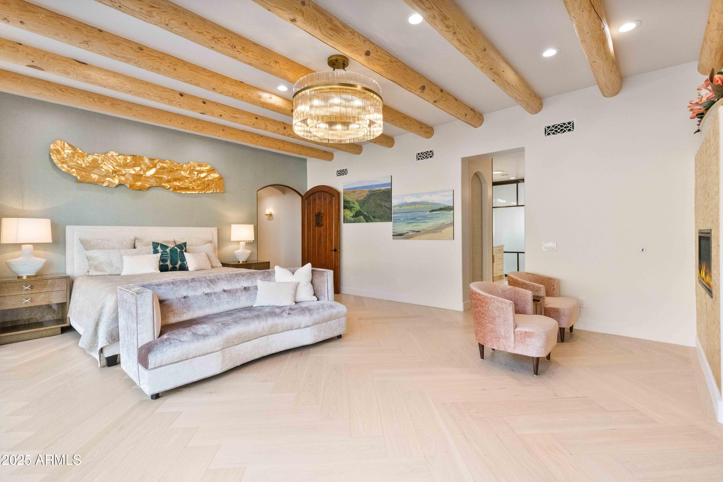 ECHO CANYON - Residential