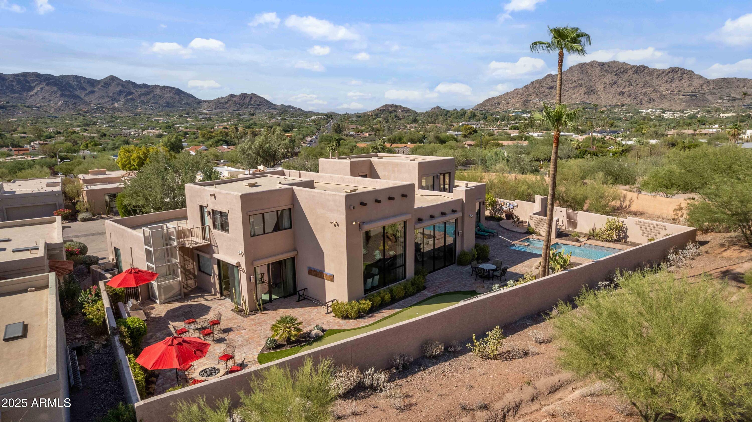 ECHO CANYON - Residential