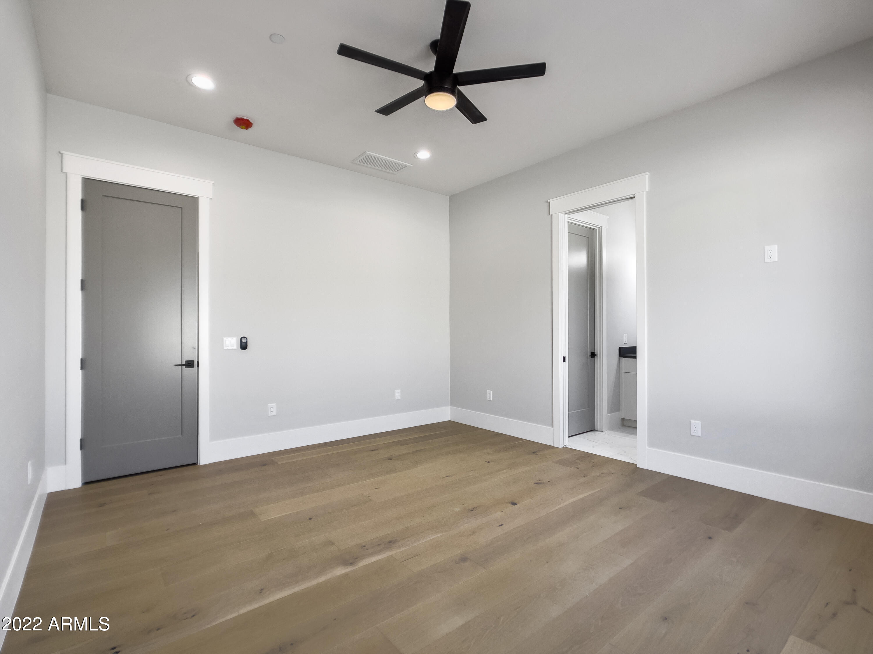 HIDDEN VILLAGE 8 LOTS 380-383 - Residential