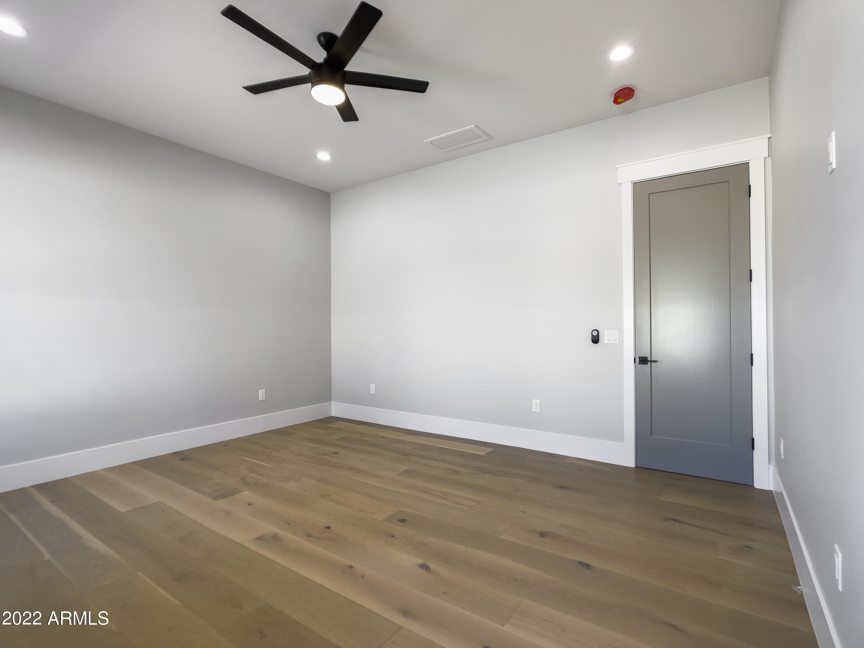 HIDDEN VILLAGE 8 LOTS 380-383 - Residential
