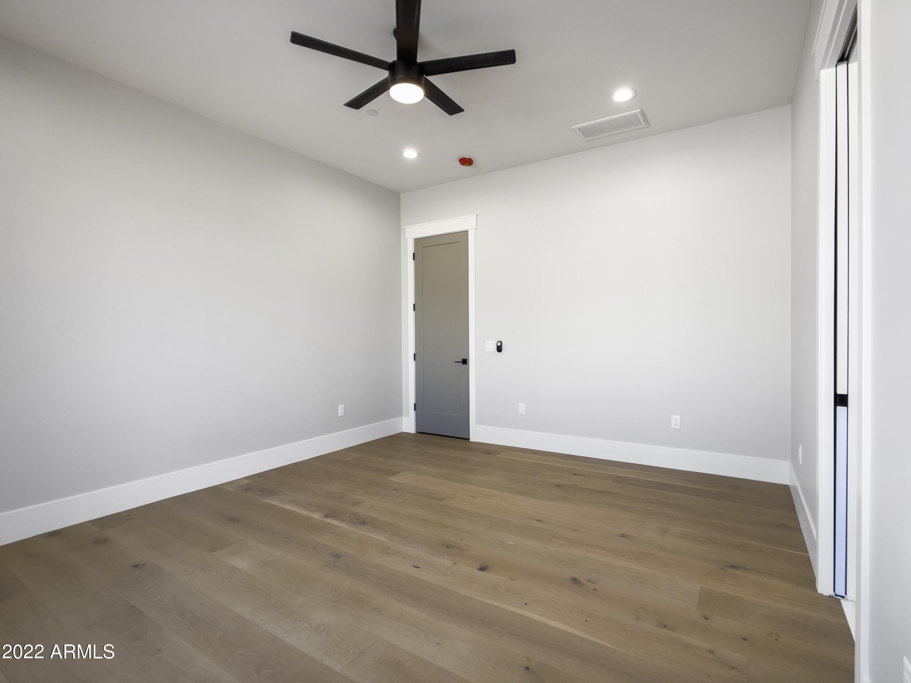 HIDDEN VILLAGE 8 LOTS 380-383 - Residential