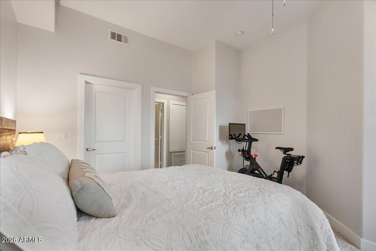 NORTH SHORE CONDOMINIUM 1 - Residential