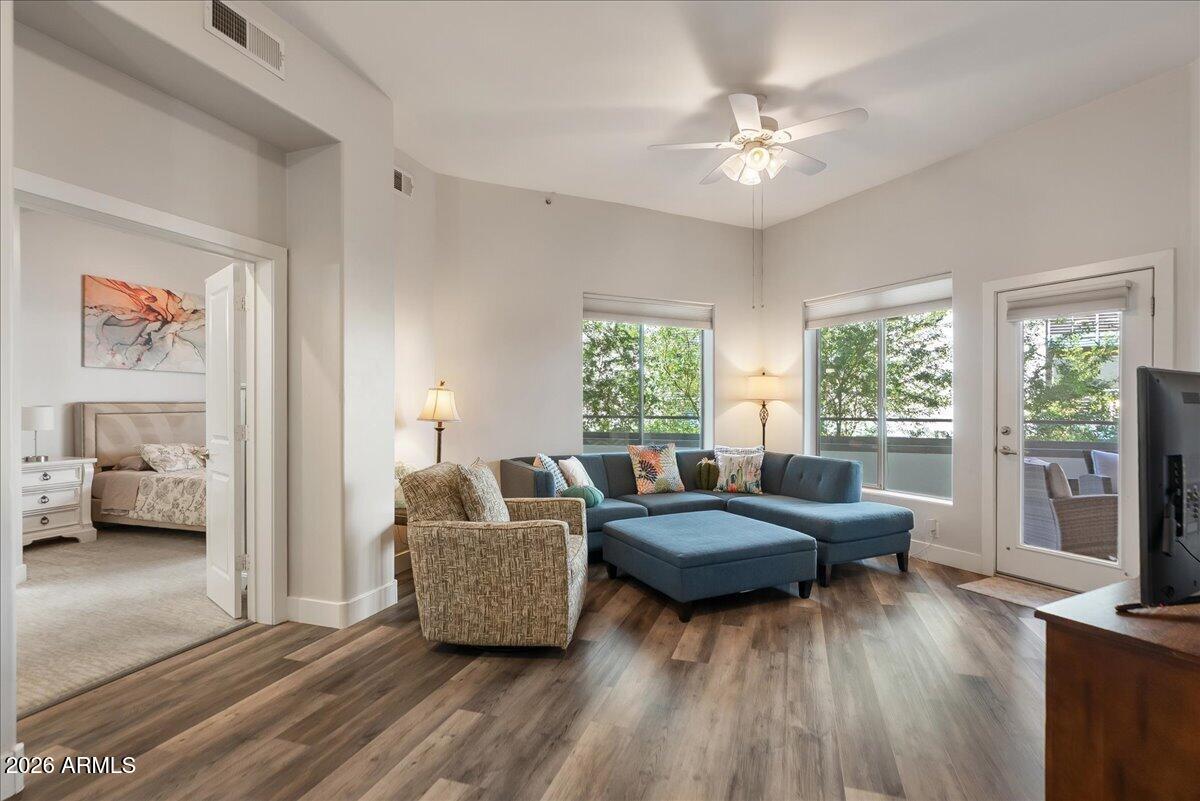 NORTH SHORE CONDOMINIUM 1 - Residential