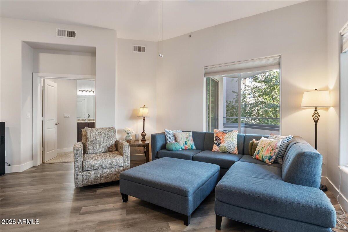 NORTH SHORE CONDOMINIUM 1 - Residential