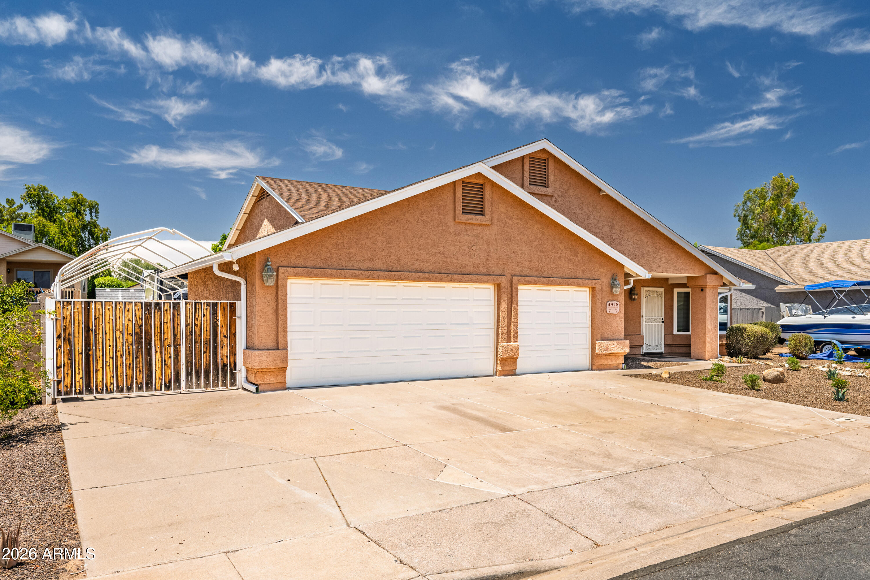 STONEYBROOK - Residential