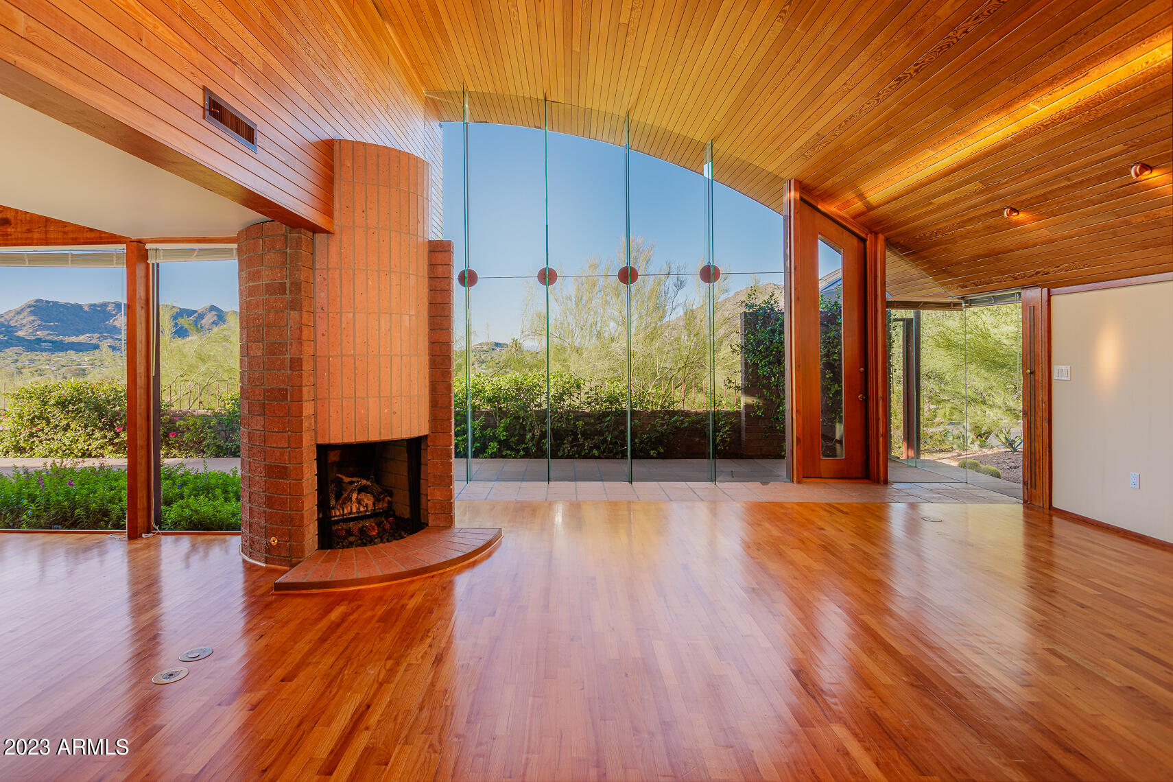 MIRADOR - Residential