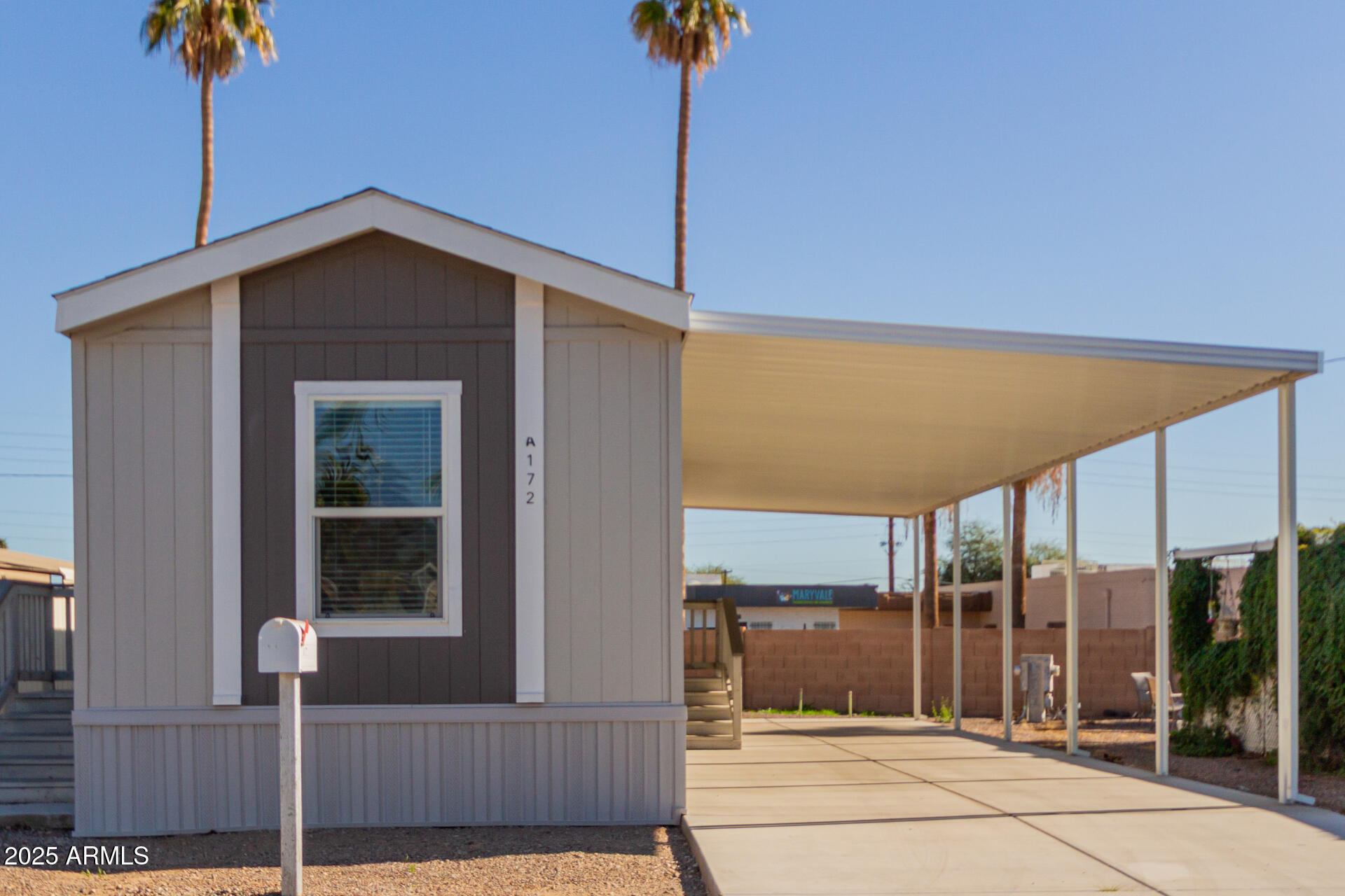 MCP LONGHAVEN ESTATES LLC - Residential
