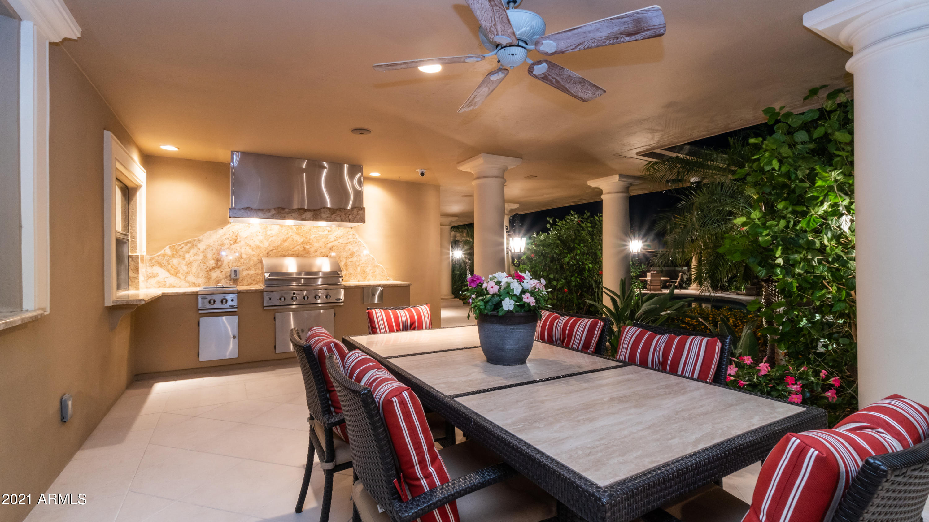 TATUM CANYON LOTS 4, 5, 16-18 REPLAT - Residential