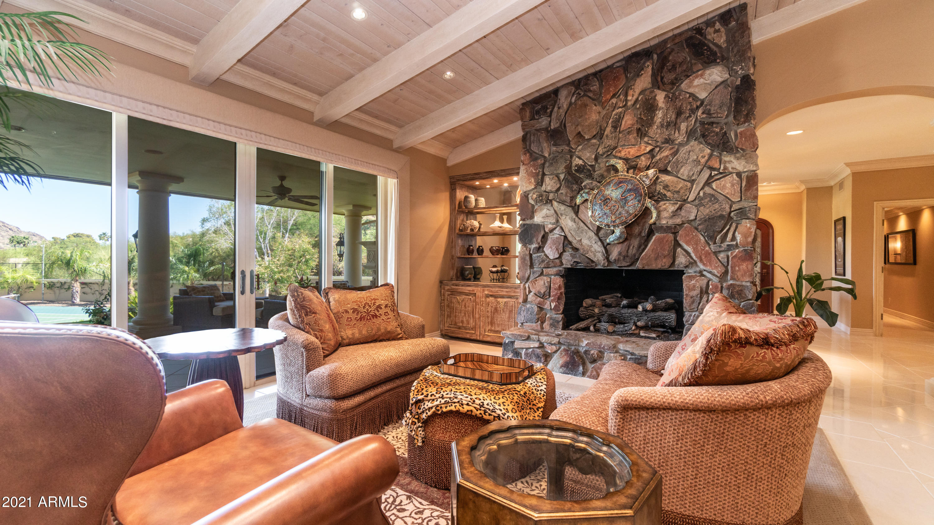 TATUM CANYON LOTS 4, 5, 16-18 REPLAT - Residential