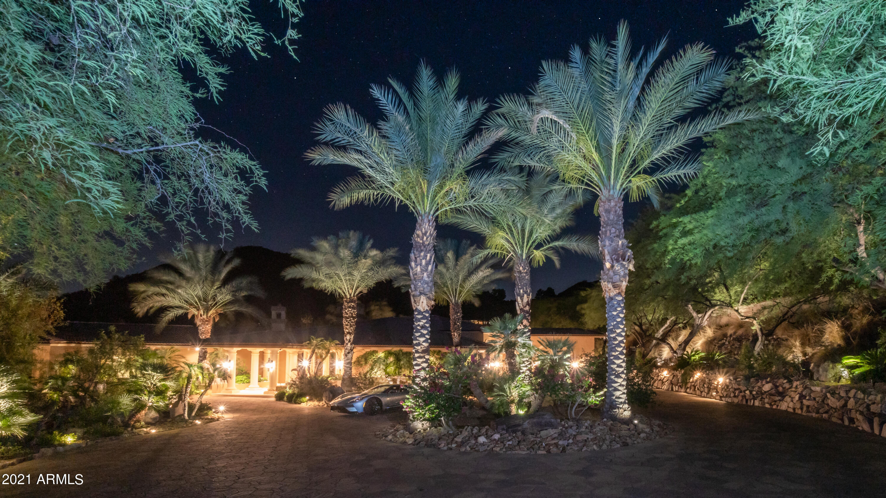 TATUM CANYON LOTS 4, 5, 16-18 REPLAT - Residential