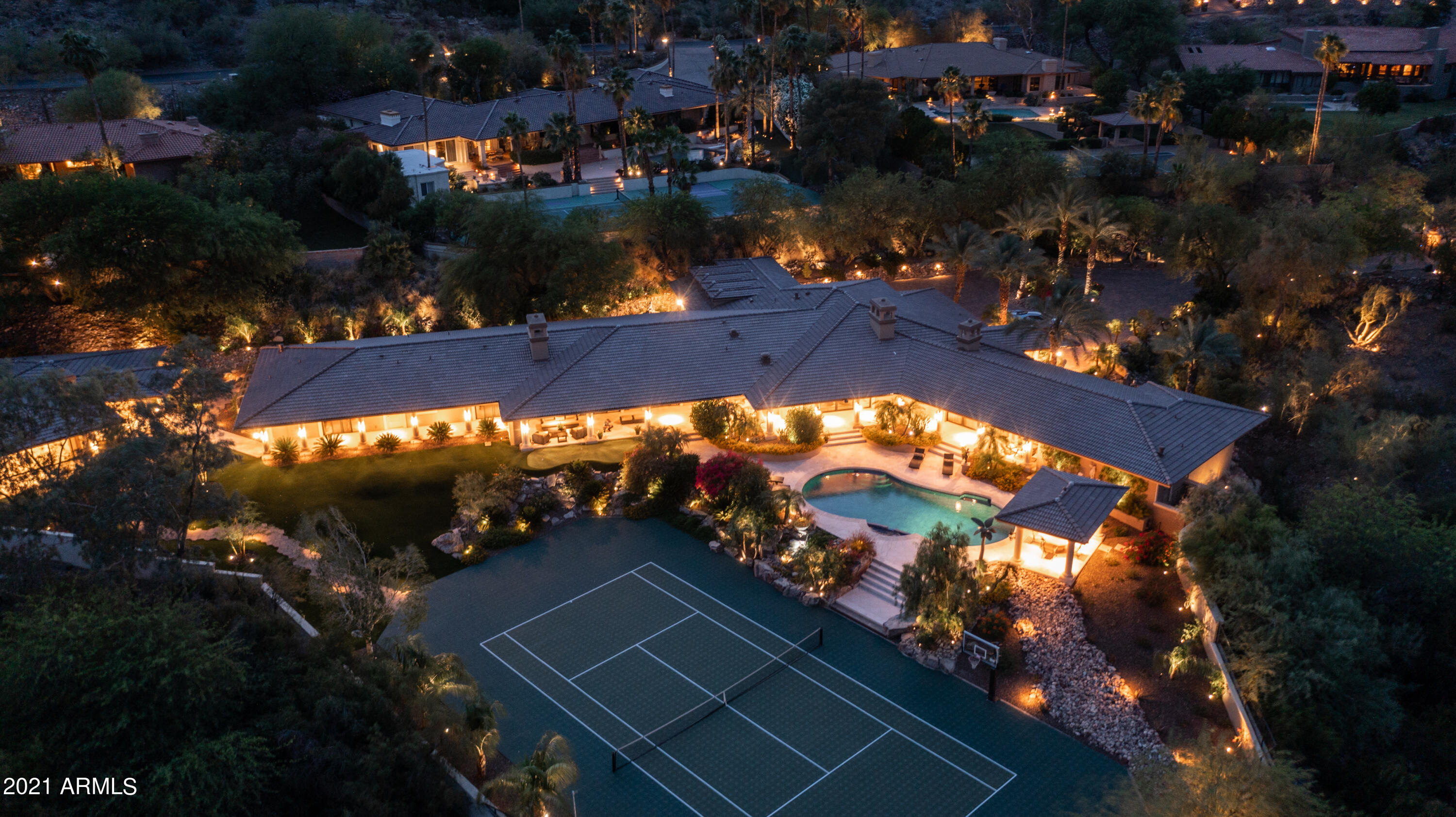 TATUM CANYON LOTS 4, 5, 16-18 REPLAT - Residential