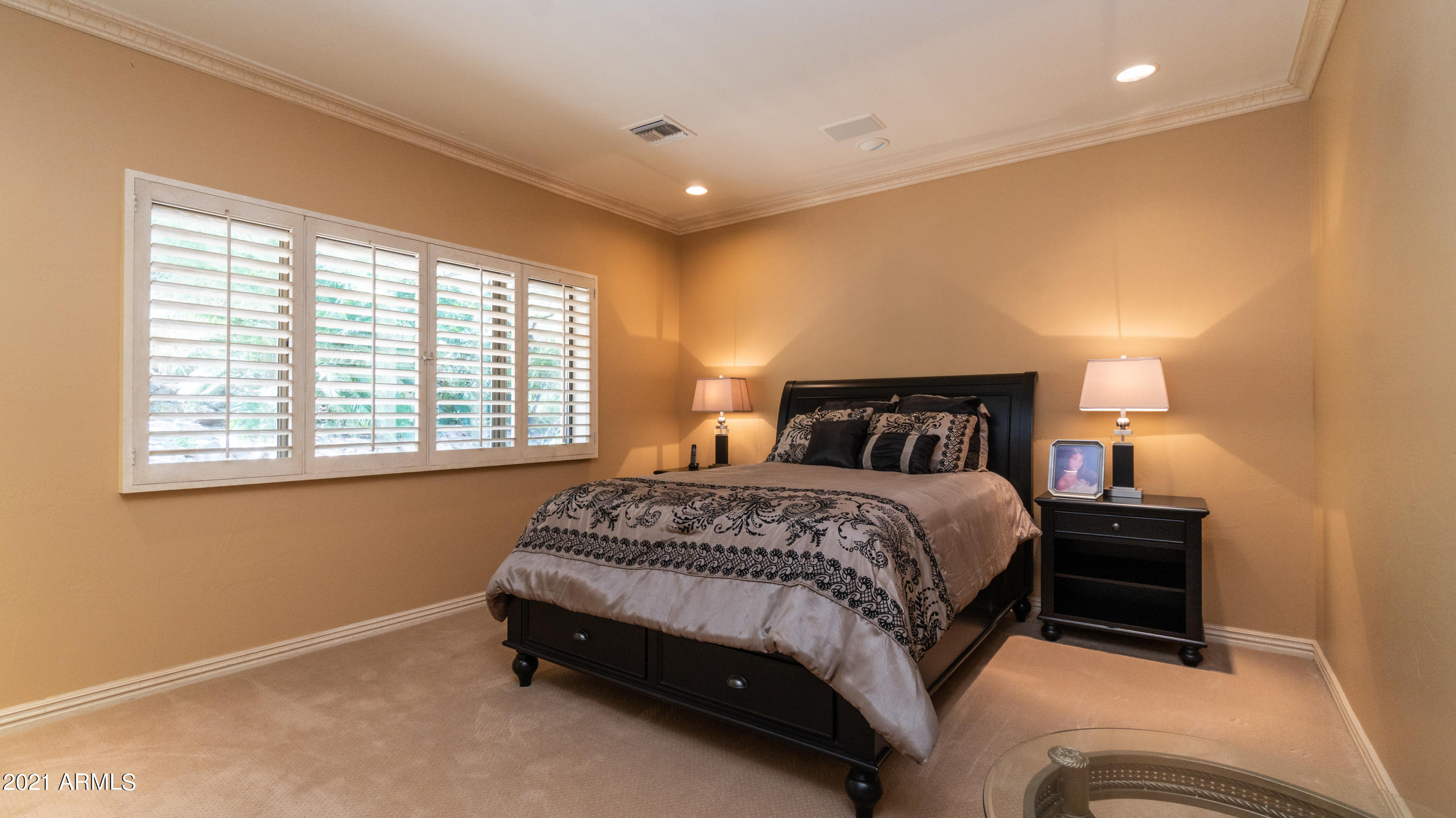 TATUM CANYON LOTS 4, 5, 16-18 REPLAT - Residential
