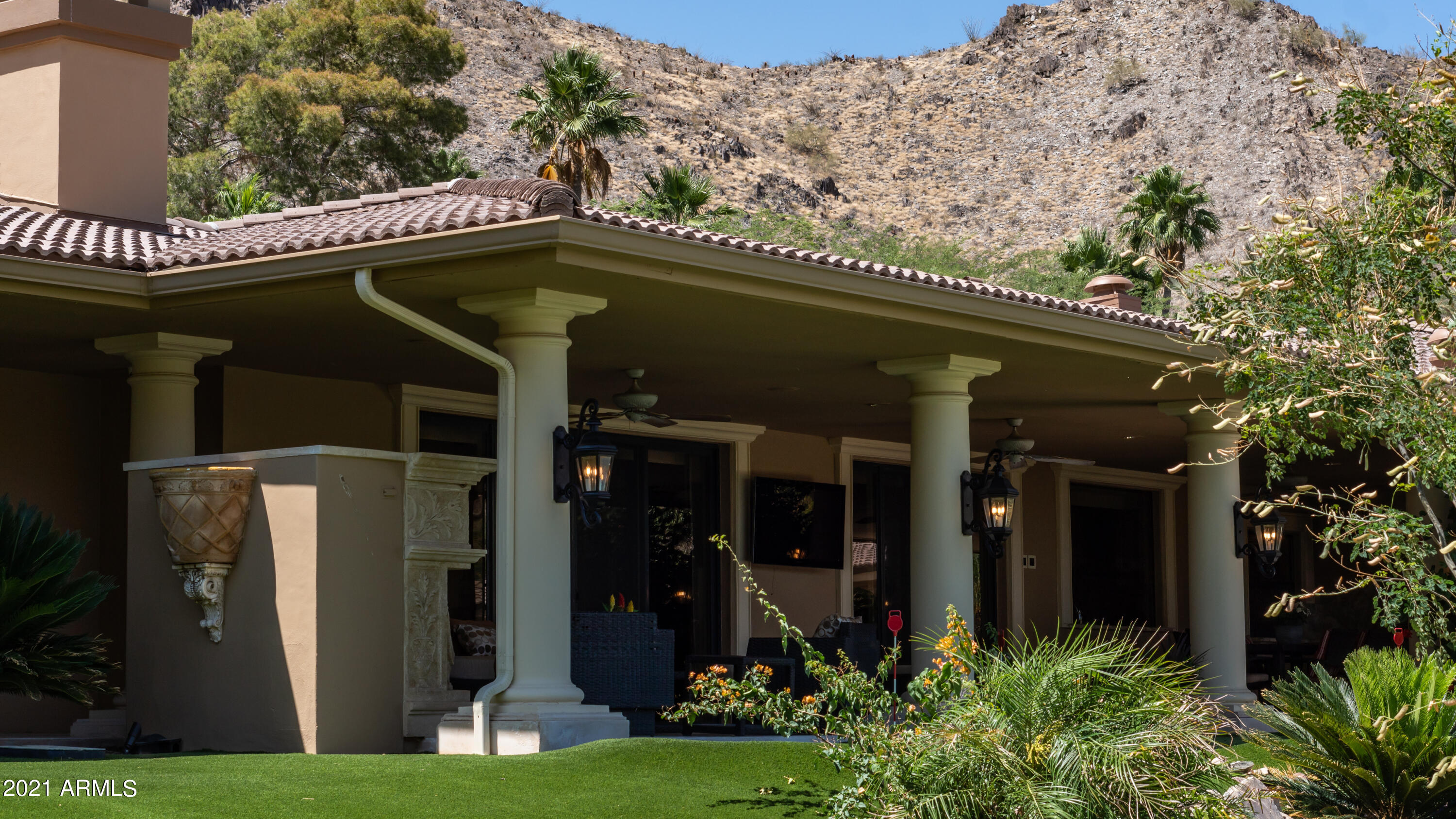 TATUM CANYON LOTS 4, 5, 16-18 REPLAT - Residential