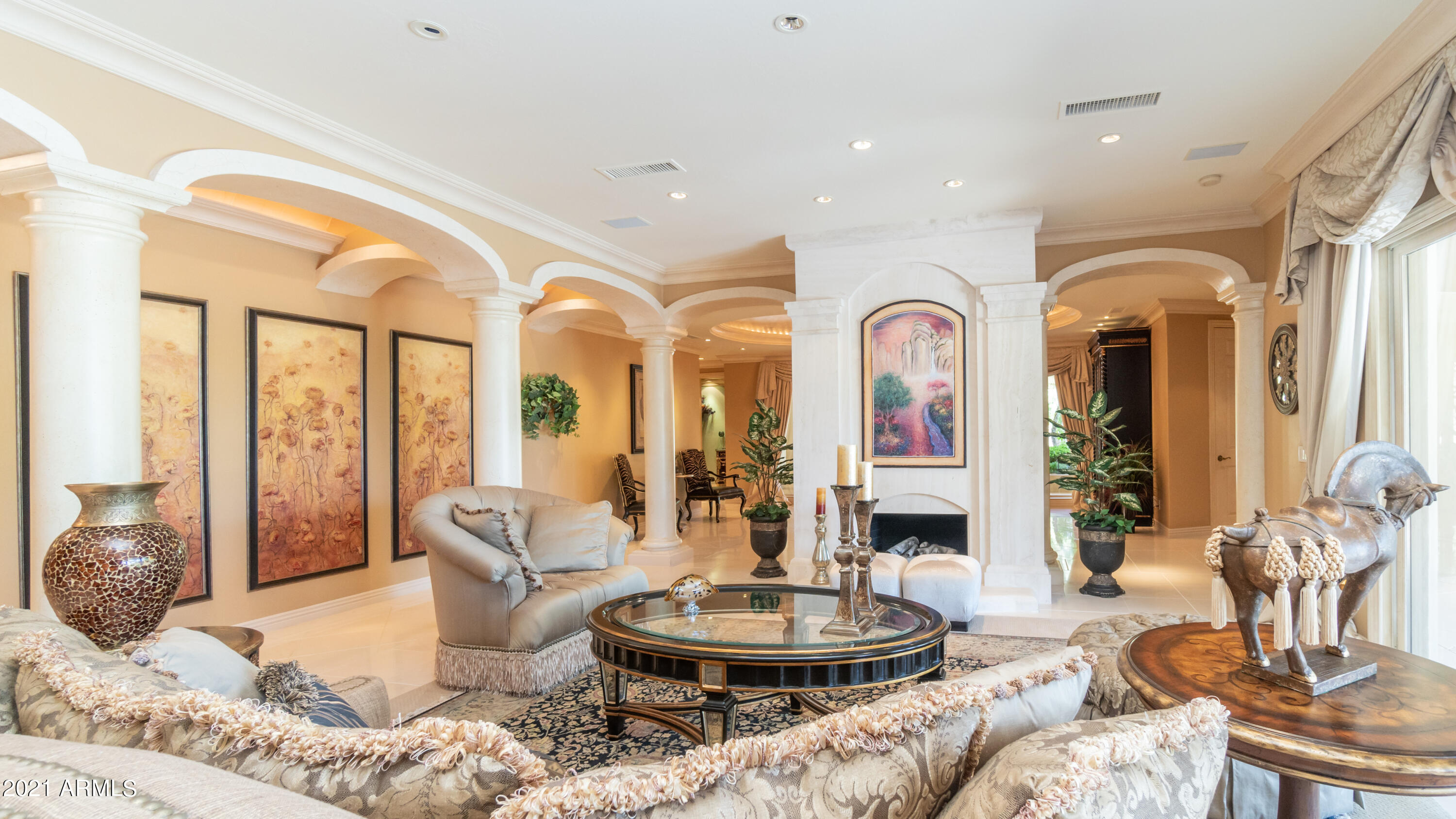 TATUM CANYON LOTS 4, 5, 16-18 REPLAT - Residential