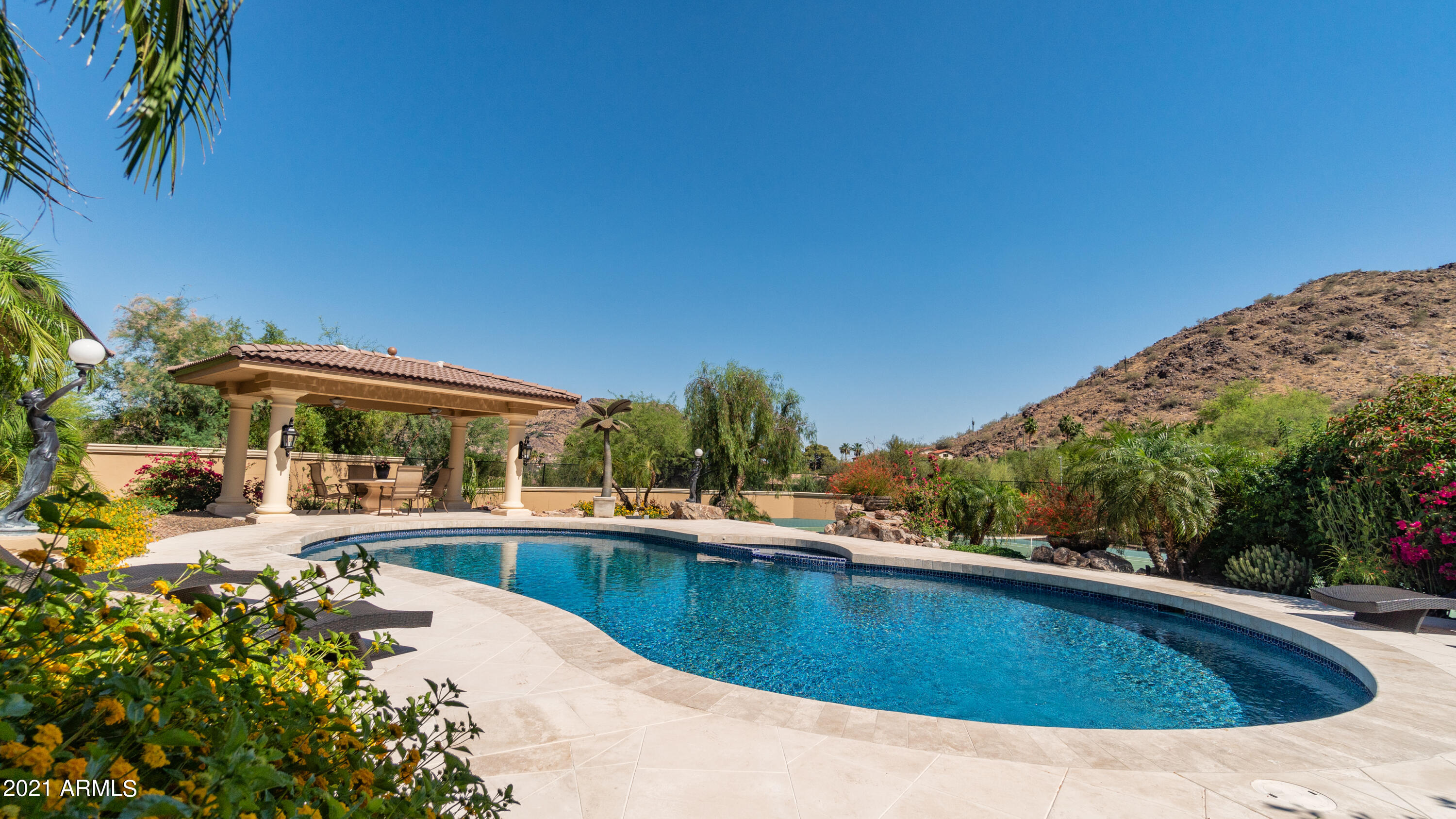 TATUM CANYON LOTS 4, 5, 16-18 REPLAT - Residential
