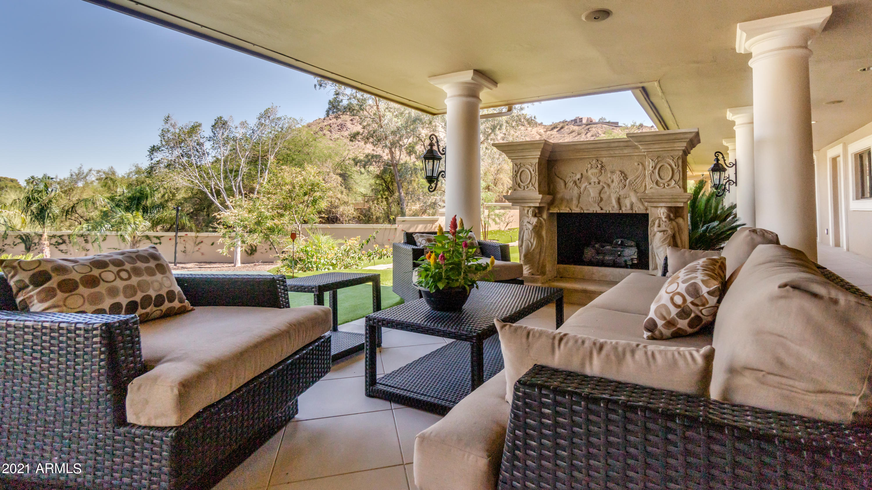 TATUM CANYON LOTS 4, 5, 16-18 REPLAT - Residential