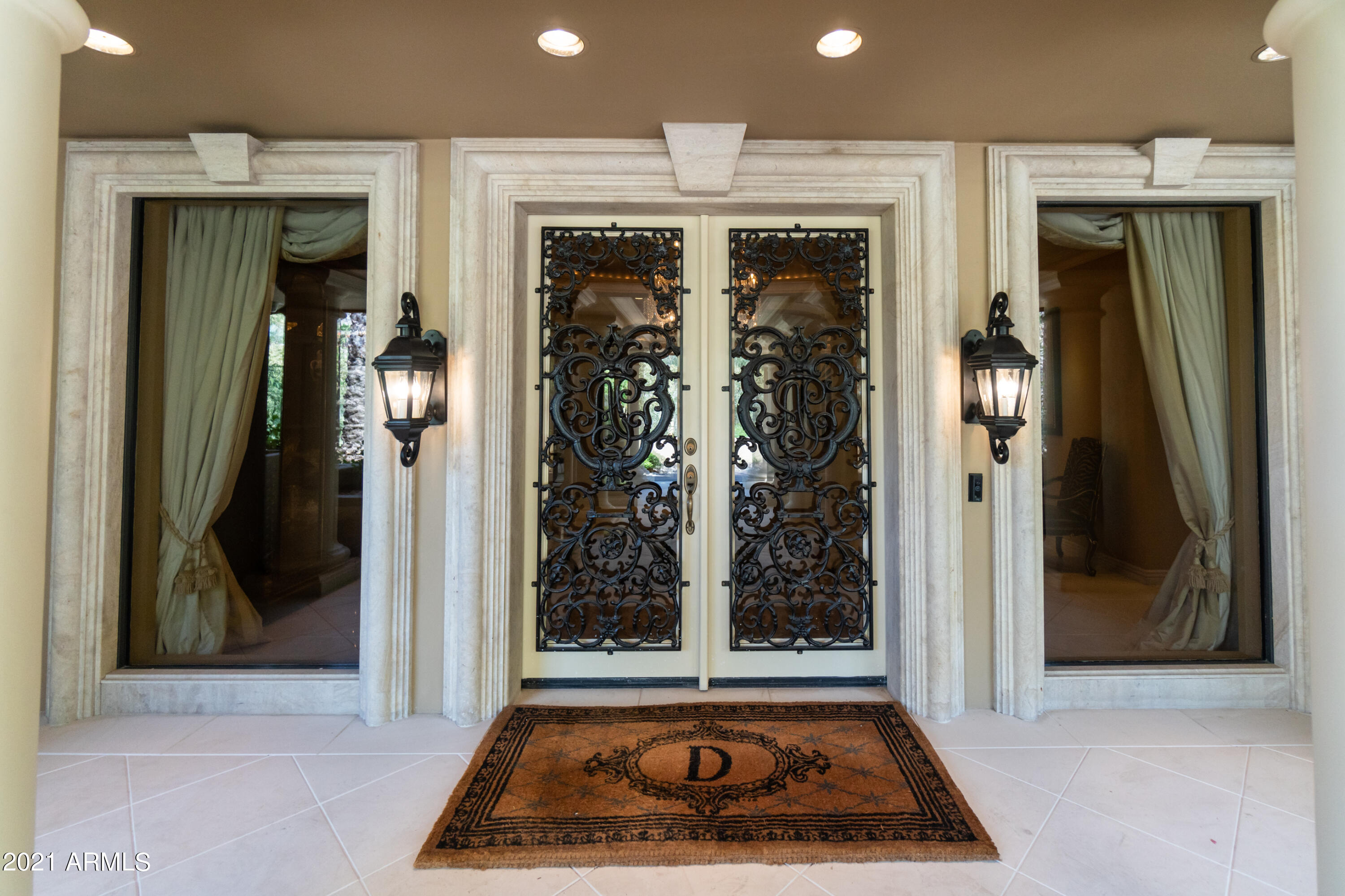 TATUM CANYON LOTS 4, 5, 16-18 REPLAT - Residential