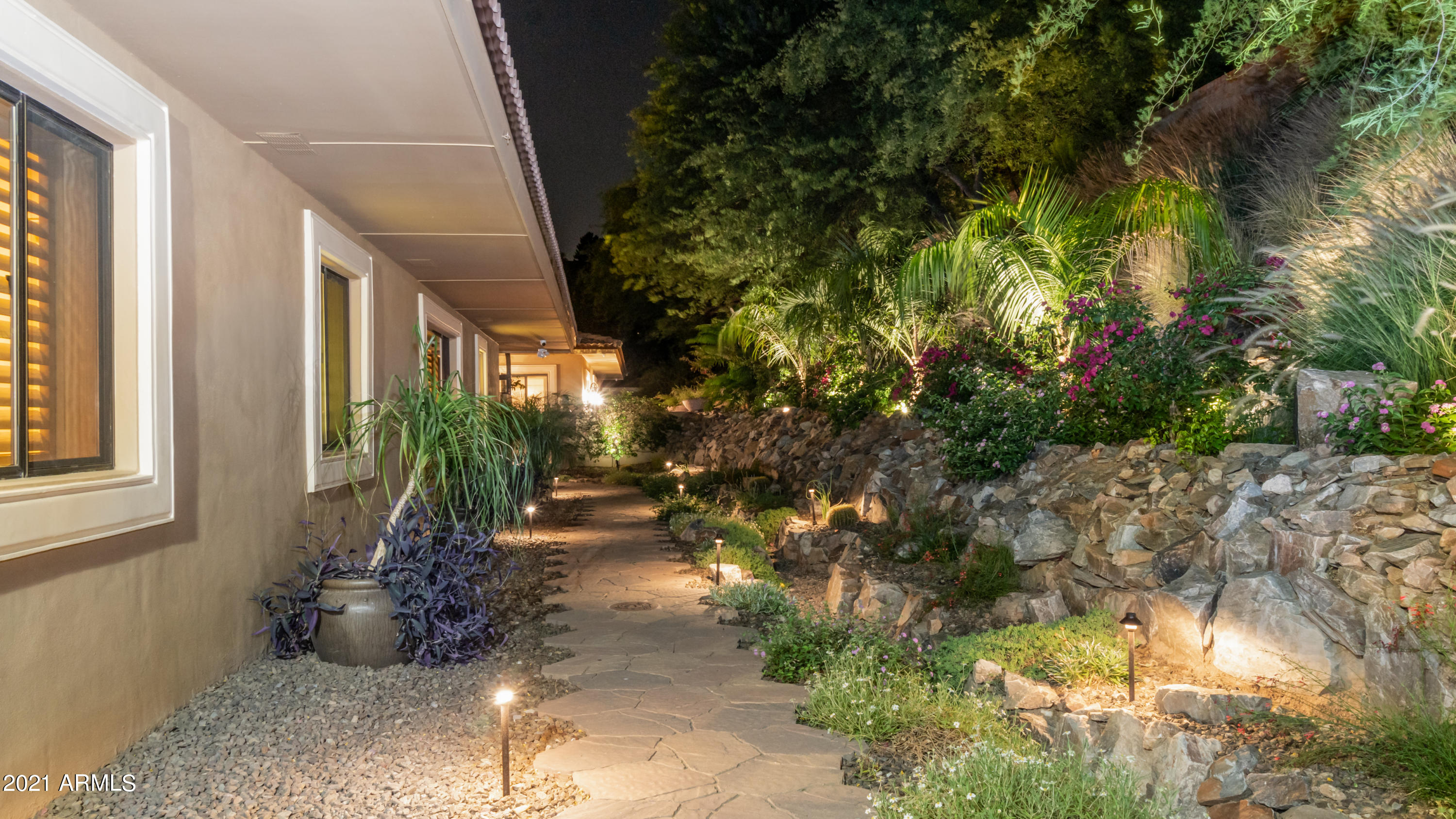 TATUM CANYON LOTS 4, 5, 16-18 REPLAT - Residential