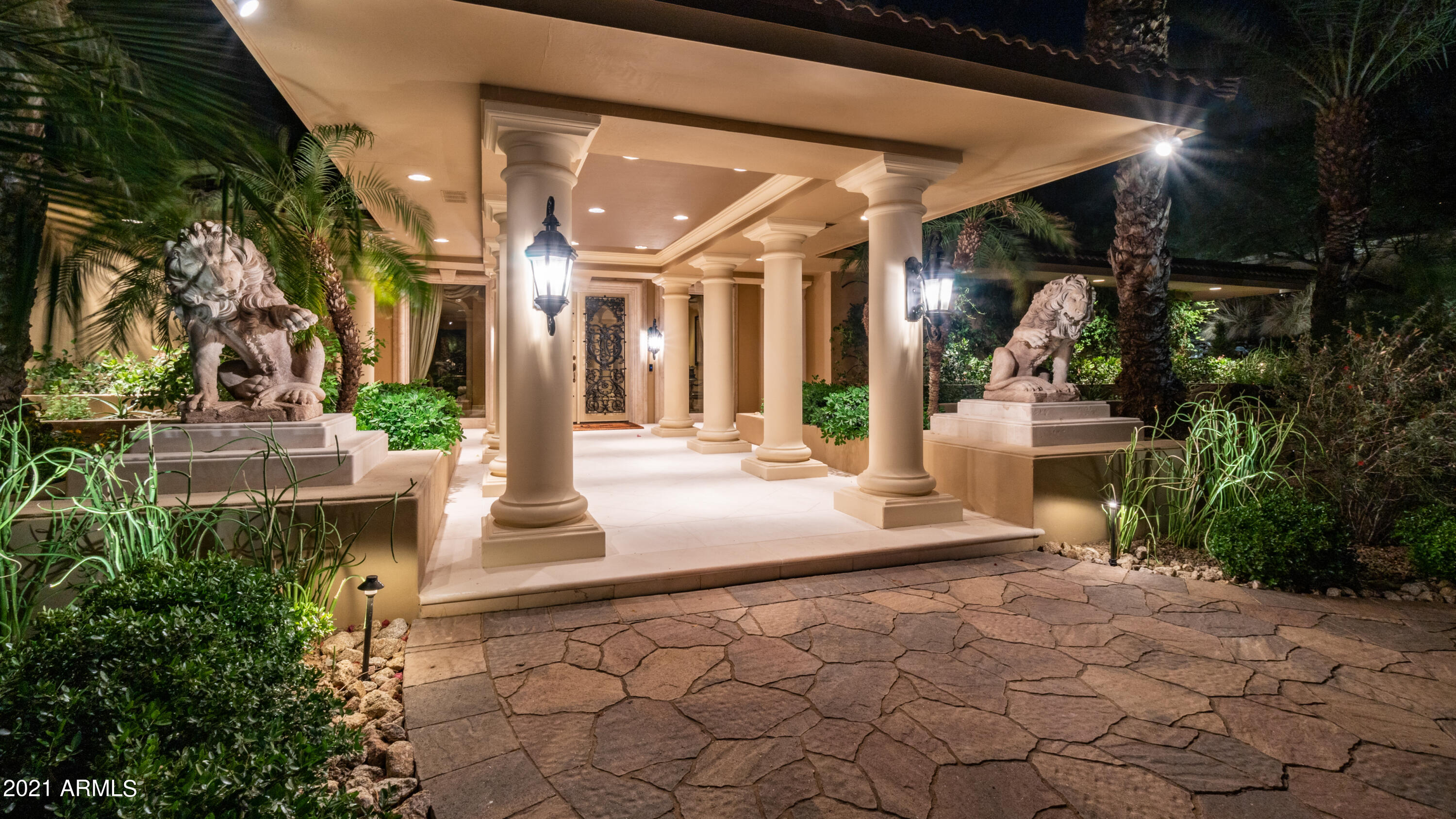 TATUM CANYON LOTS 4, 5, 16-18 REPLAT - Residential