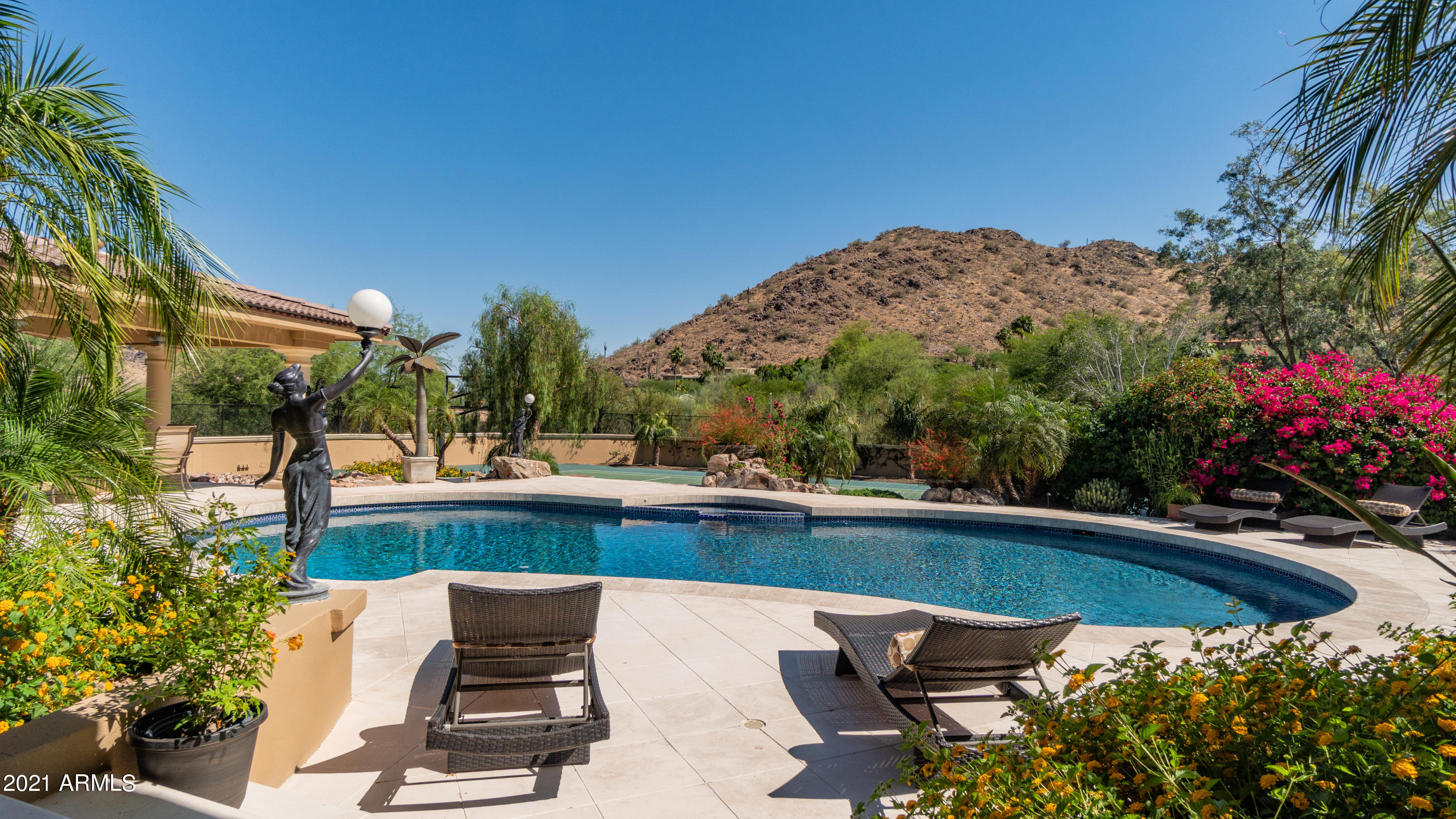 TATUM CANYON LOTS 4, 5, 16-18 REPLAT - Residential