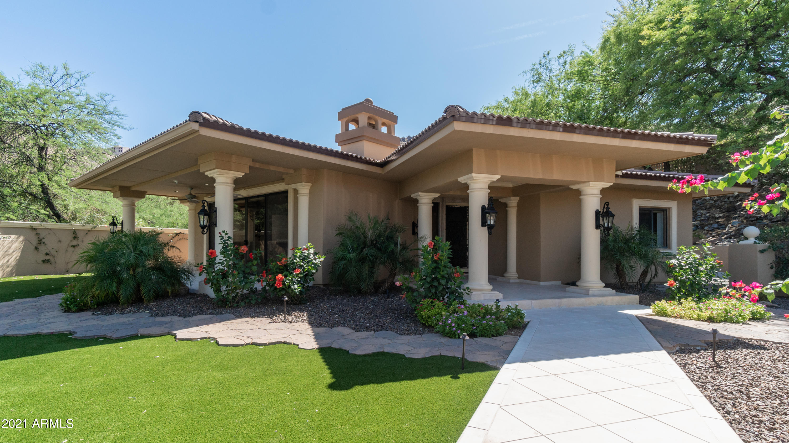 TATUM CANYON LOTS 4, 5, 16-18 REPLAT - Residential