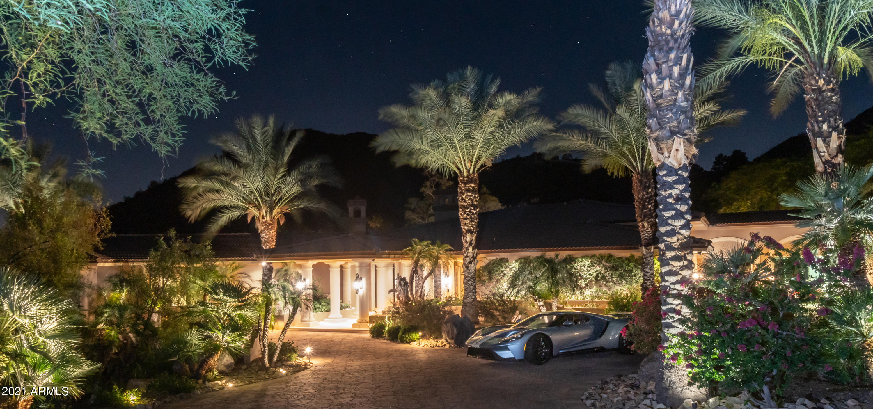 TATUM CANYON LOTS 4, 5, 16-18 REPLAT - Residential