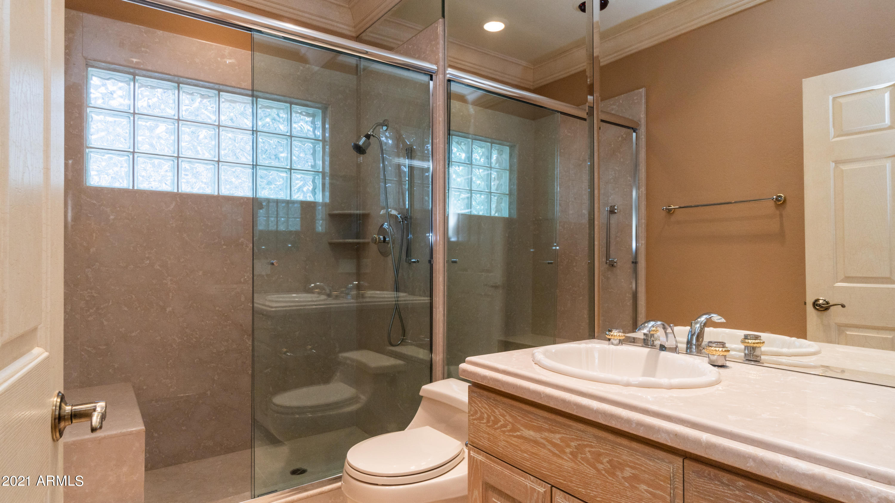 TATUM CANYON LOTS 4, 5, 16-18 REPLAT - Residential