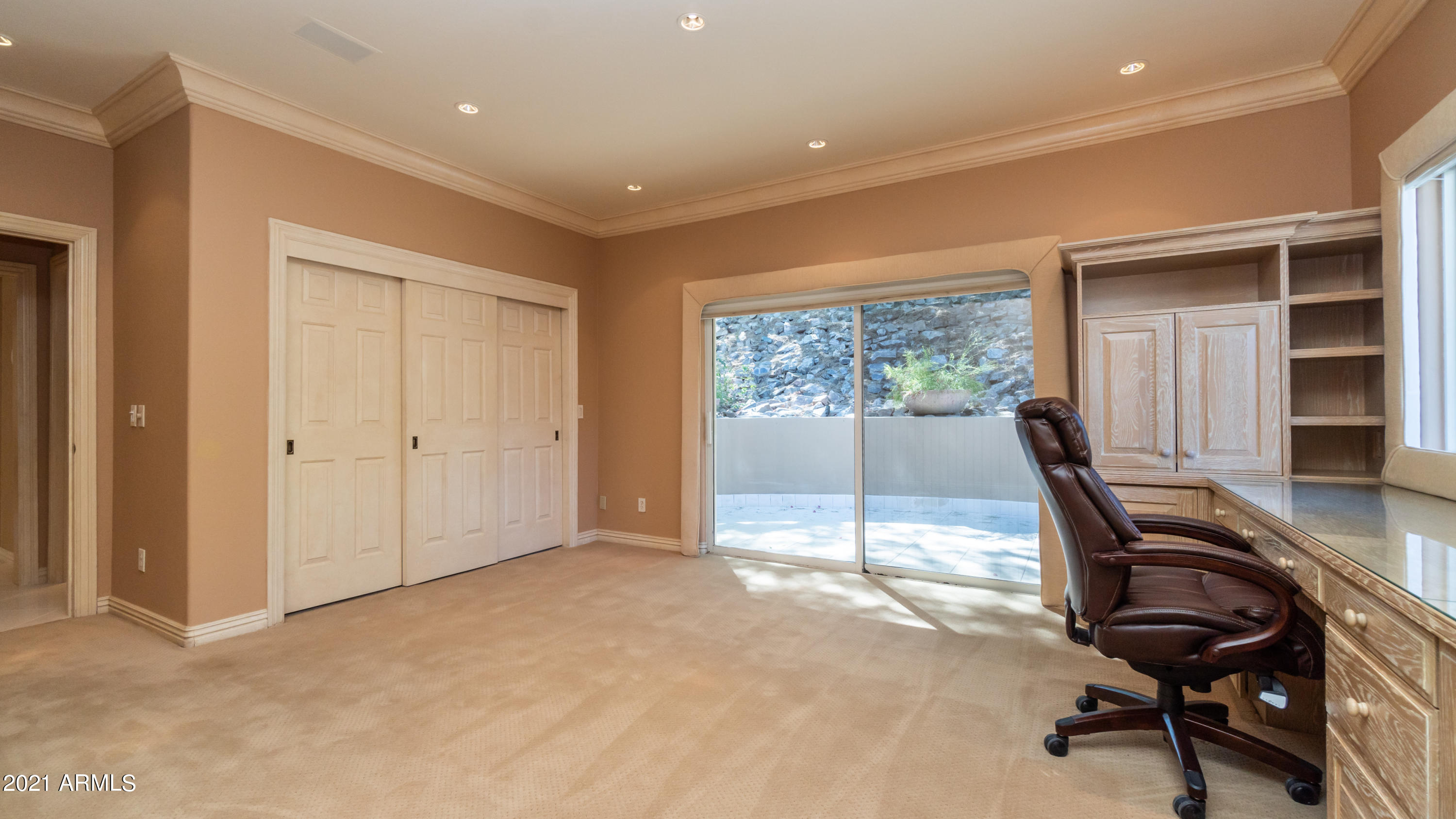 TATUM CANYON LOTS 4, 5, 16-18 REPLAT - Residential