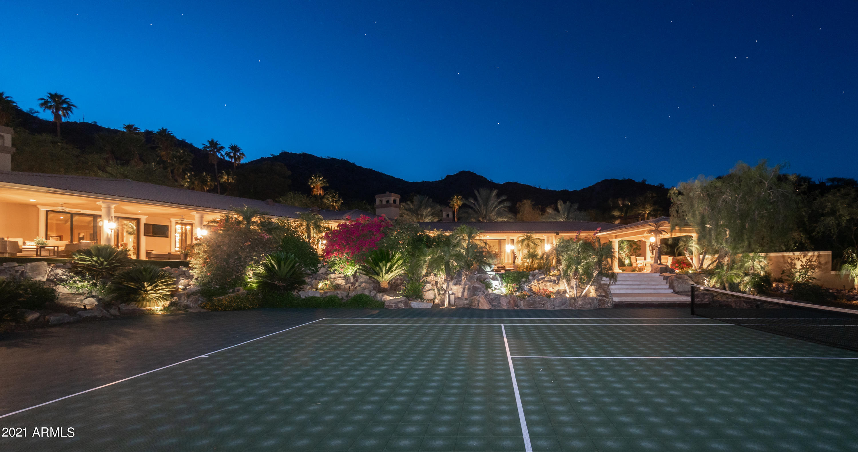 TATUM CANYON LOTS 4, 5, 16-18 REPLAT - Residential
