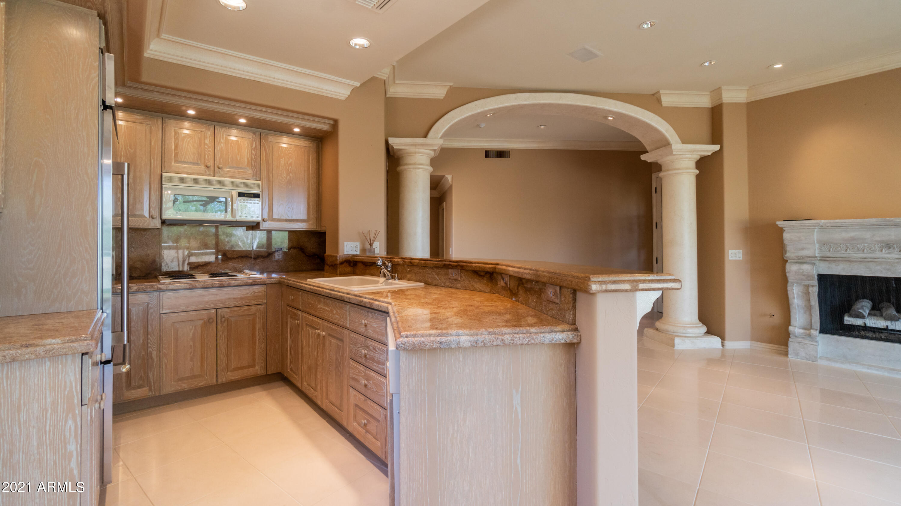 TATUM CANYON LOTS 4, 5, 16-18 REPLAT - Residential