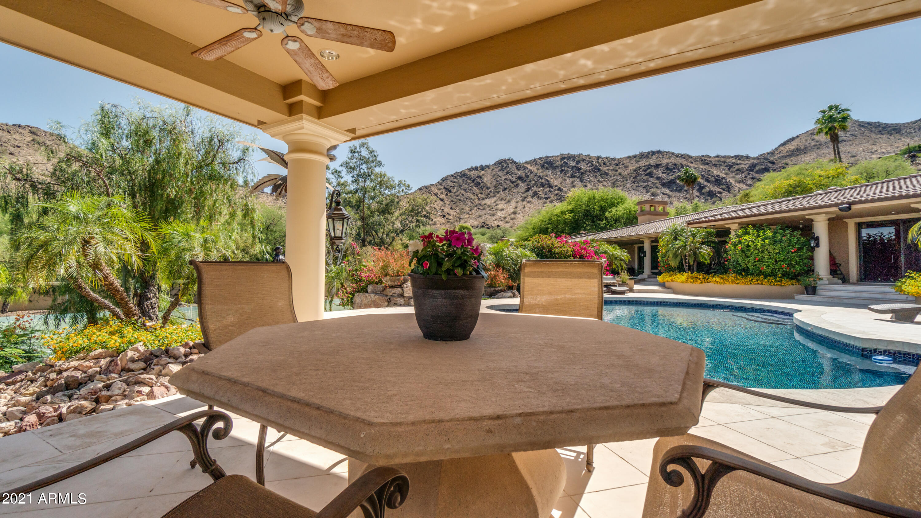 TATUM CANYON LOTS 4, 5, 16-18 REPLAT - Residential