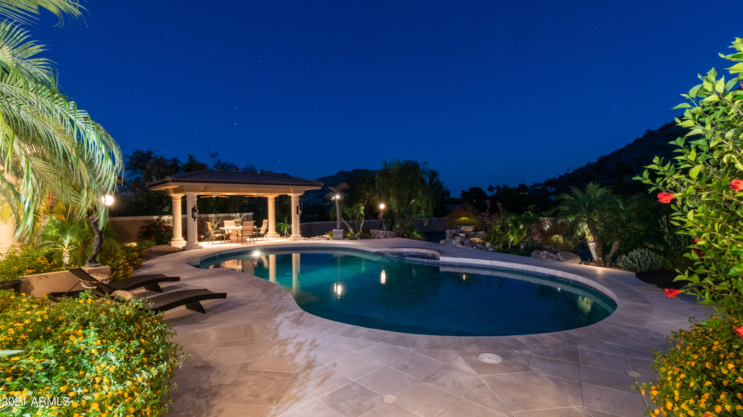 TATUM CANYON LOTS 4, 5, 16-18 REPLAT - Residential