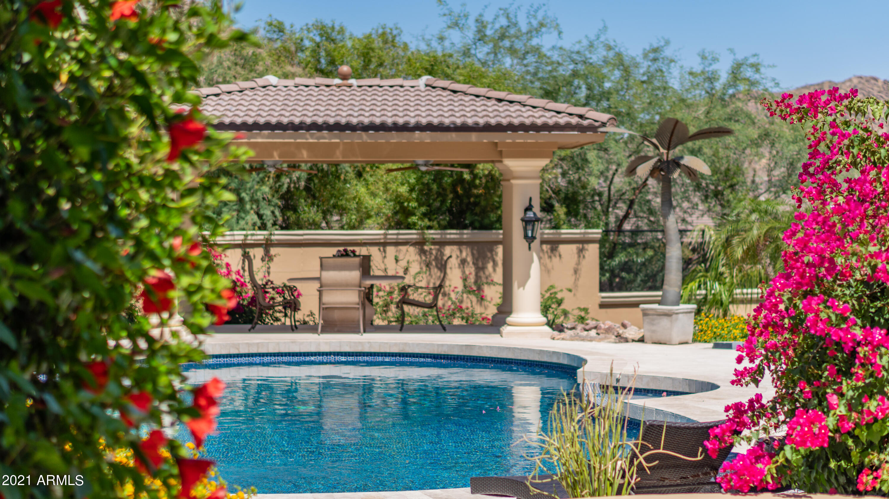 TATUM CANYON LOTS 4, 5, 16-18 REPLAT - Residential