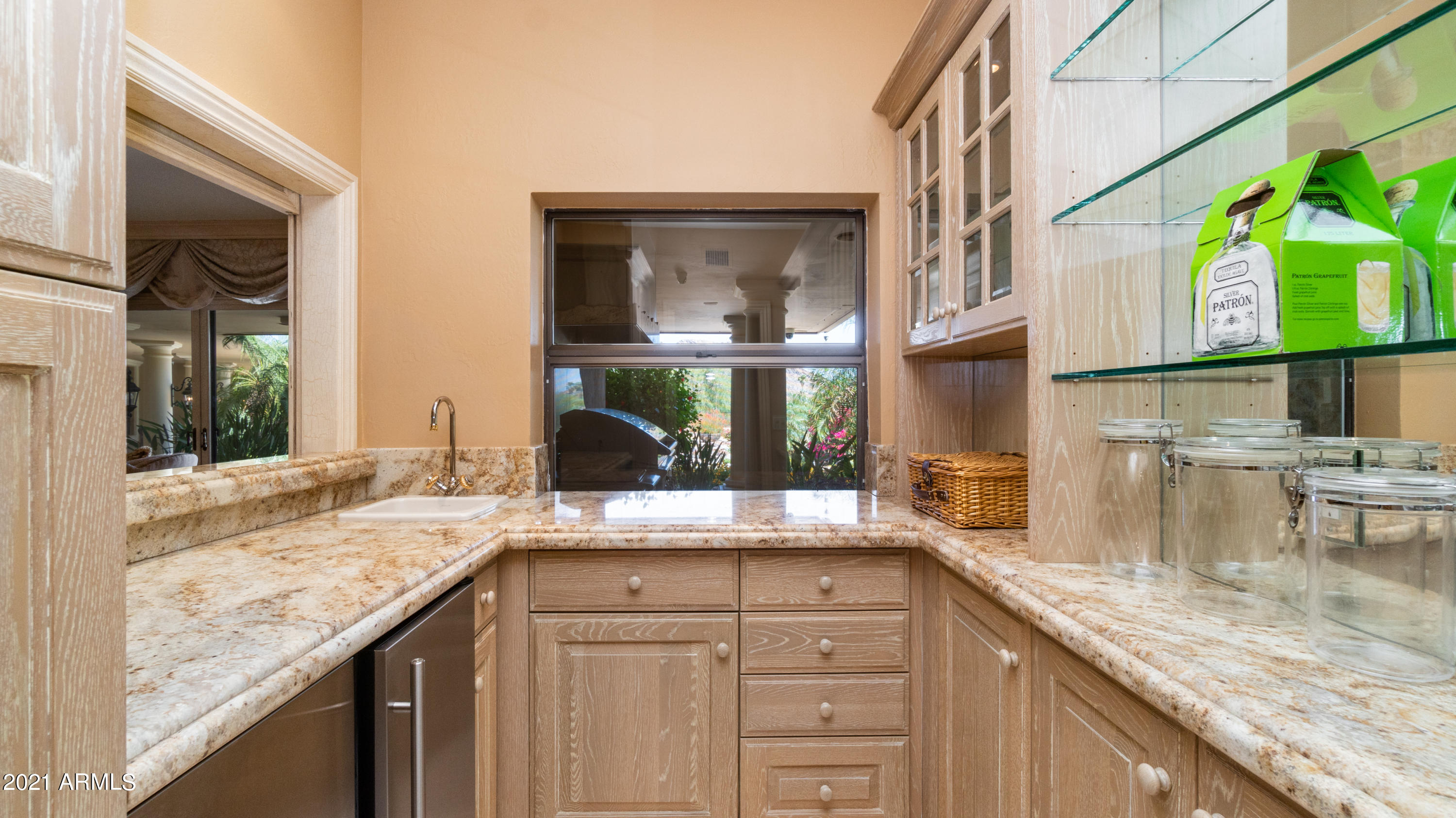 TATUM CANYON LOTS 4, 5, 16-18 REPLAT - Residential