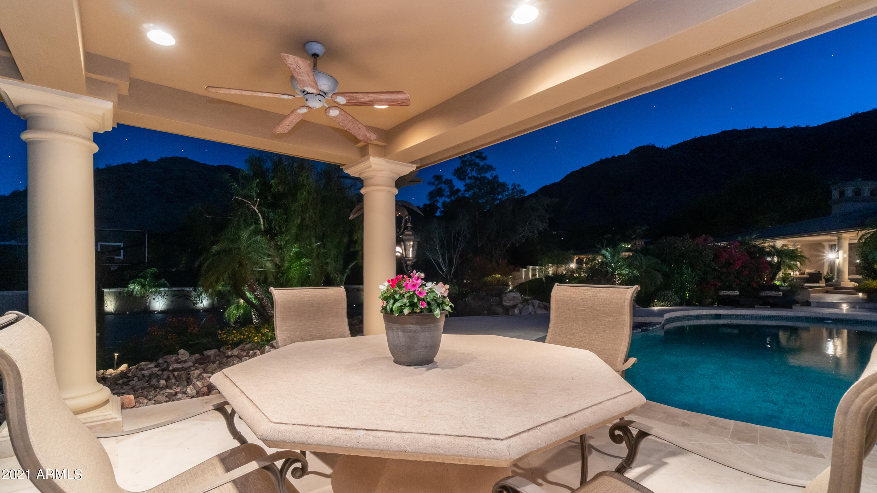TATUM CANYON LOTS 4, 5, 16-18 REPLAT - Residential