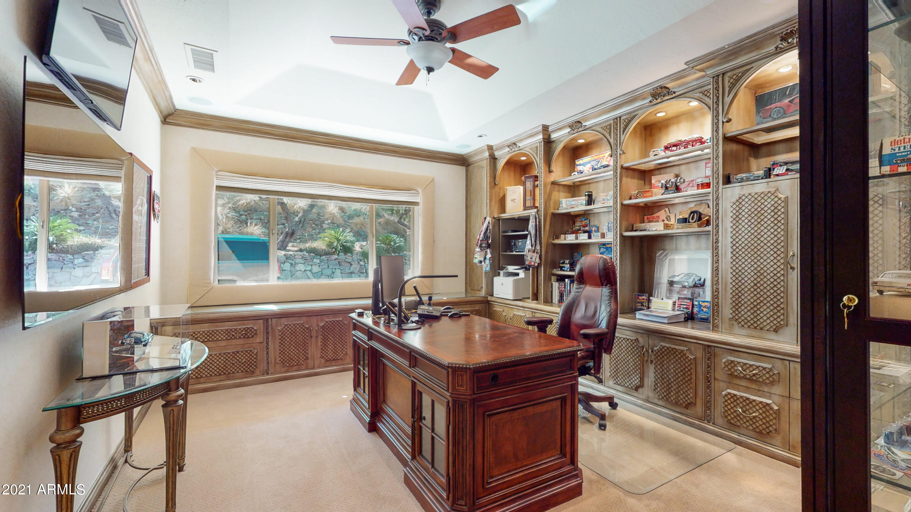 TATUM CANYON LOTS 4, 5, 16-18 REPLAT - Residential