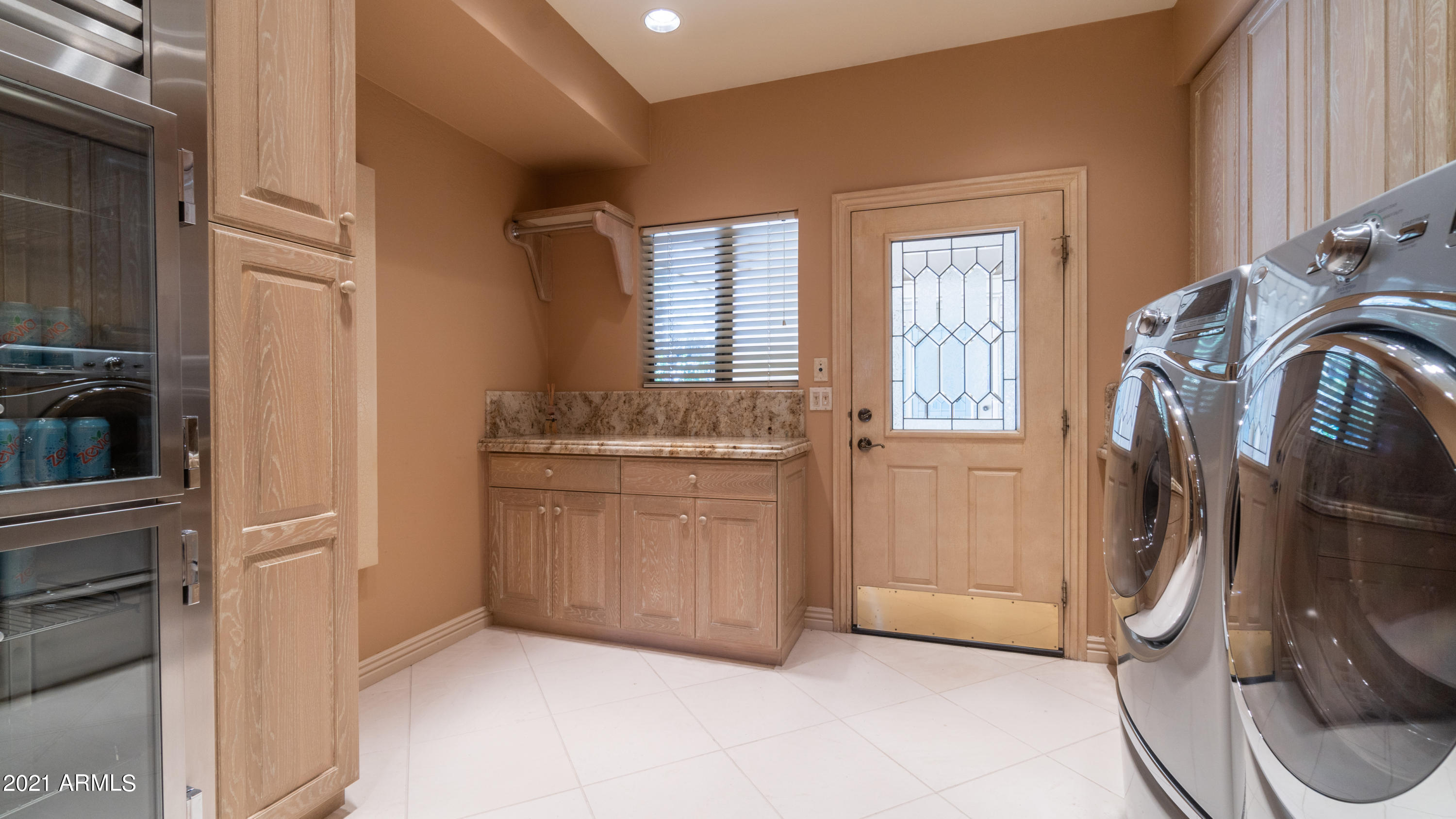 TATUM CANYON LOTS 4, 5, 16-18 REPLAT - Residential