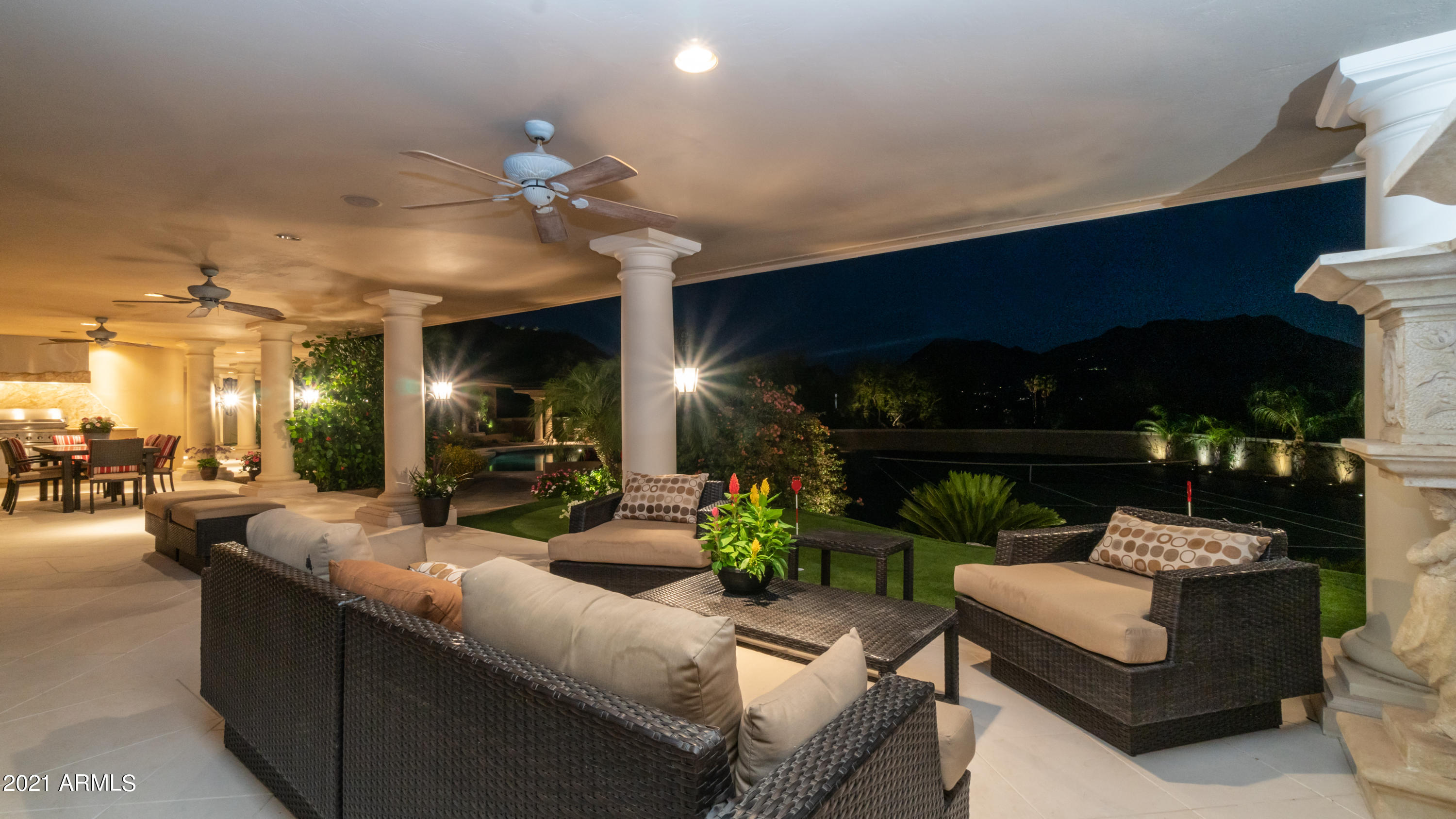 TATUM CANYON LOTS 4, 5, 16-18 REPLAT - Residential