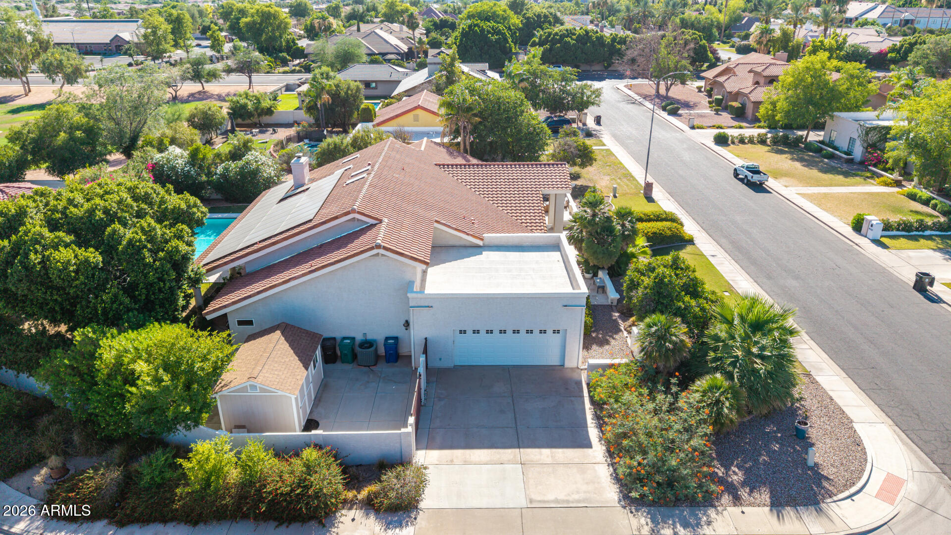 ESTATE GROVES - Residential