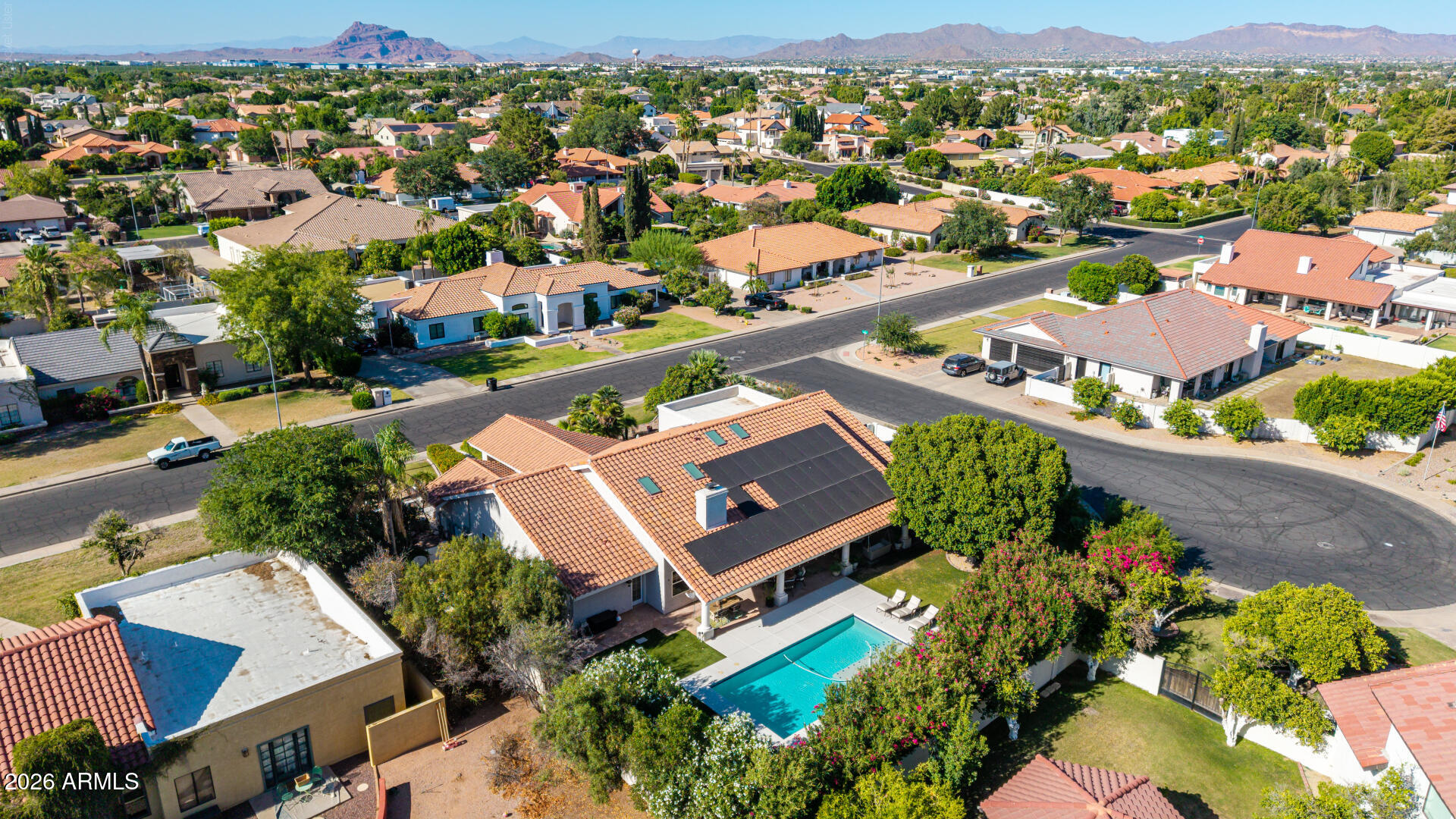 ESTATE GROVES - Residential