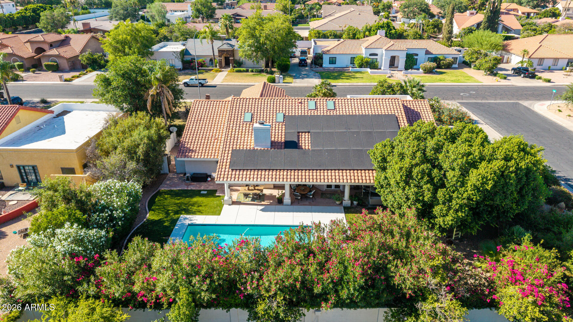 ESTATE GROVES - Residential